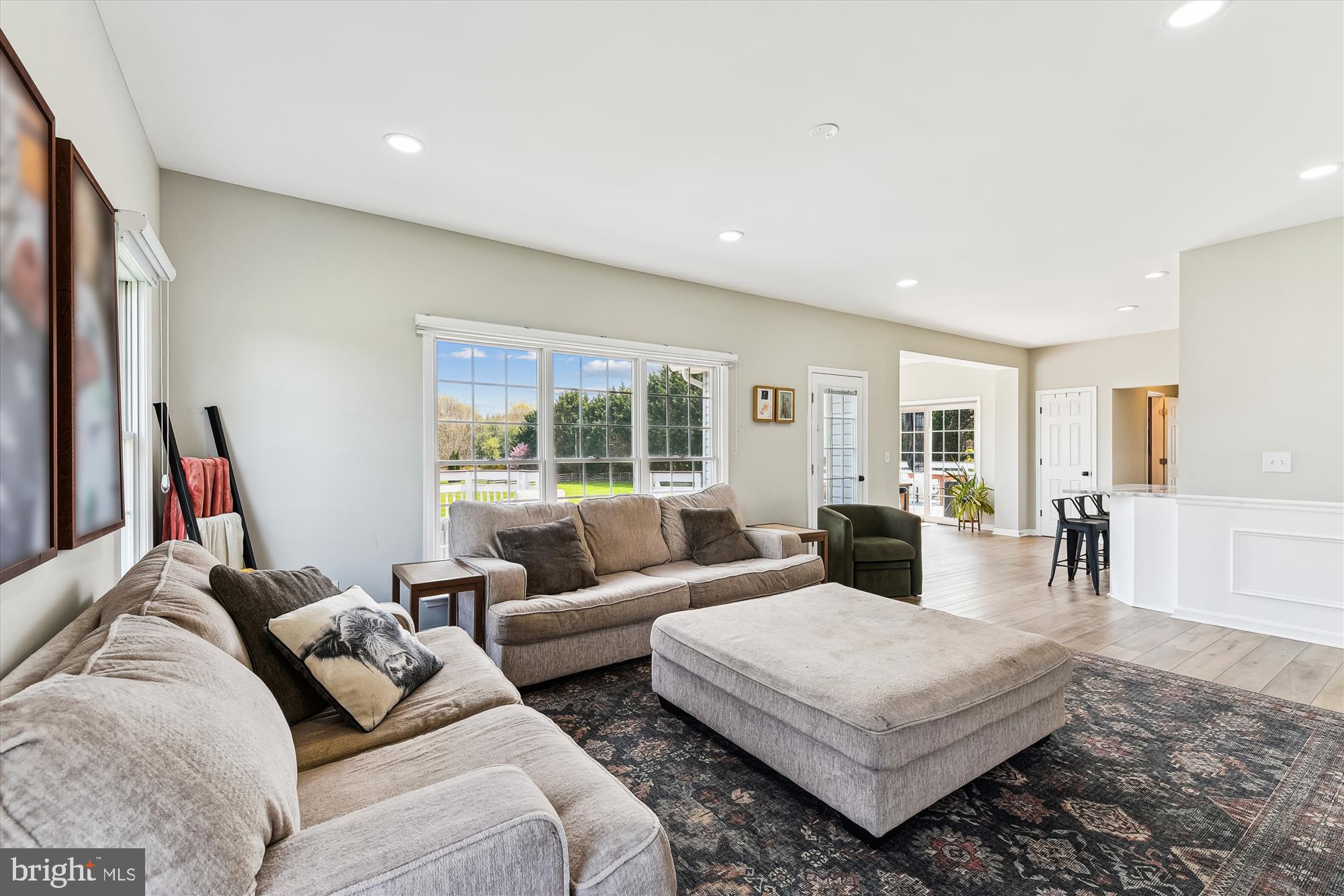 EAGLES GROVE - Residential