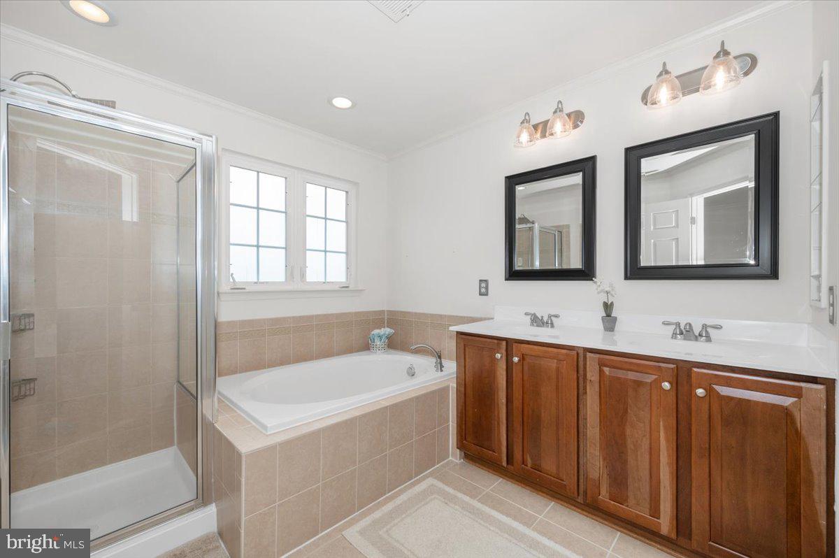 ANTIETAM COMMONS - Residential