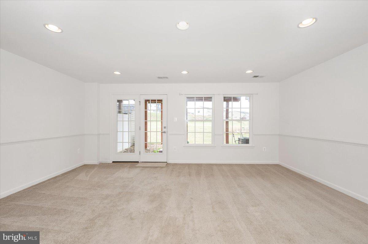 ANTIETAM COMMONS - Residential