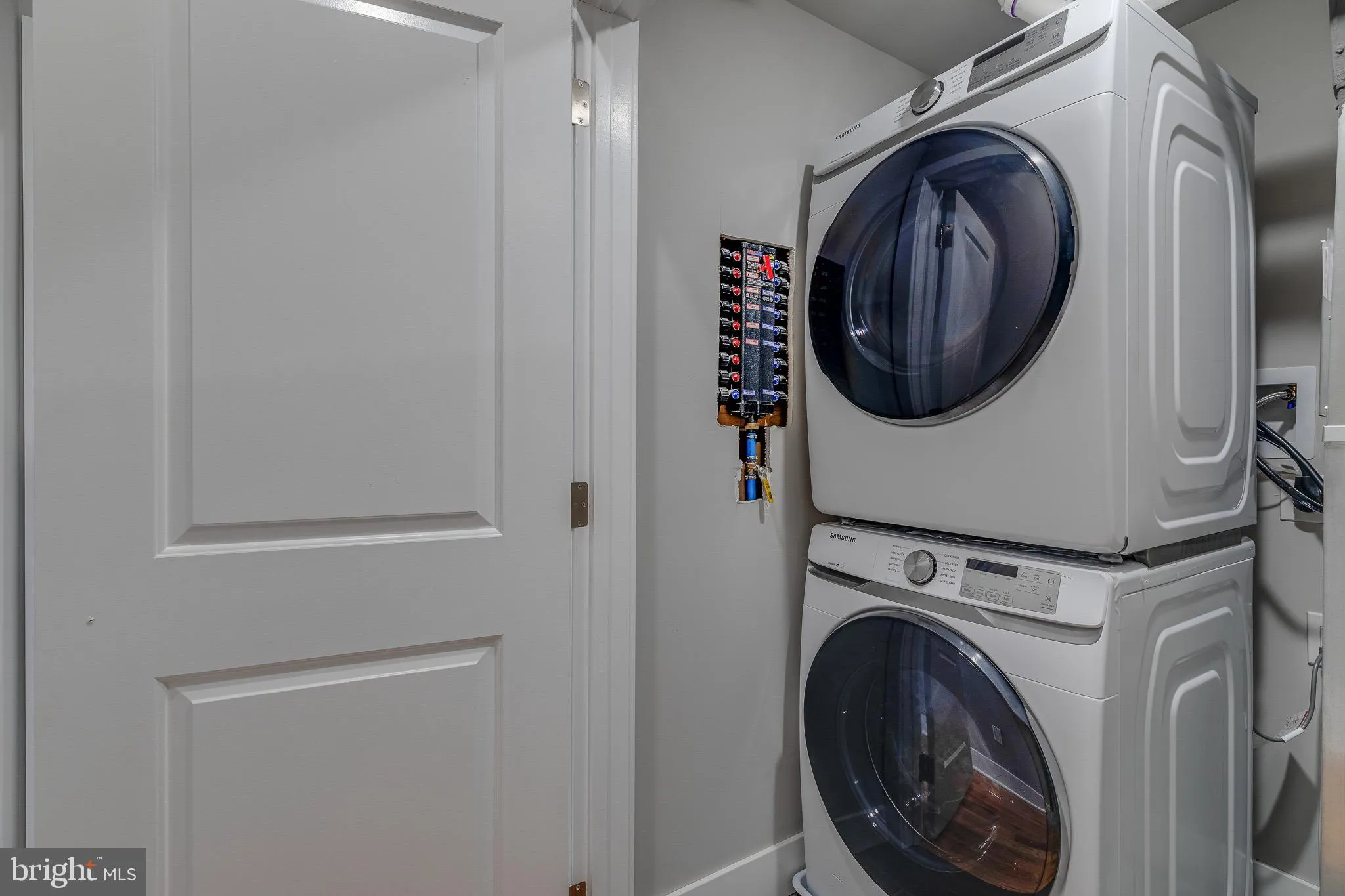 Philadelphia, Pennsylvania 19121, United States, 2 Bedrooms Bedrooms, ,2 BathroomsBathrooms,Residential,Active,103687