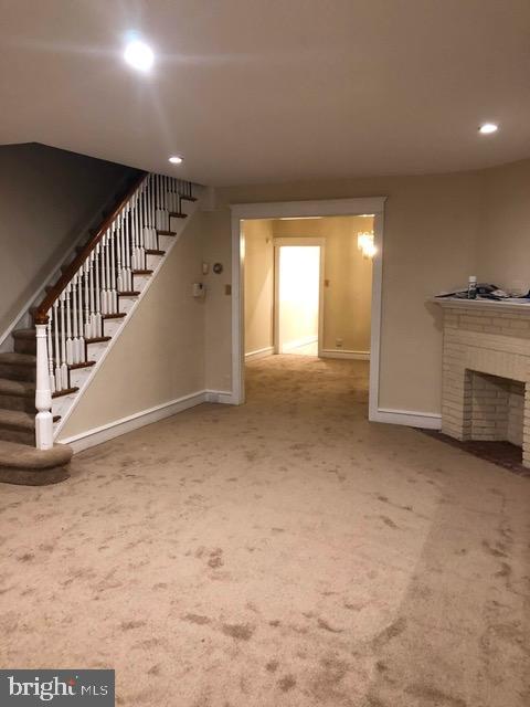 WEST OAK LANE - Residential Lease