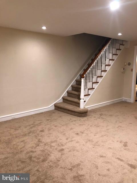 WEST OAK LANE - Residential Lease