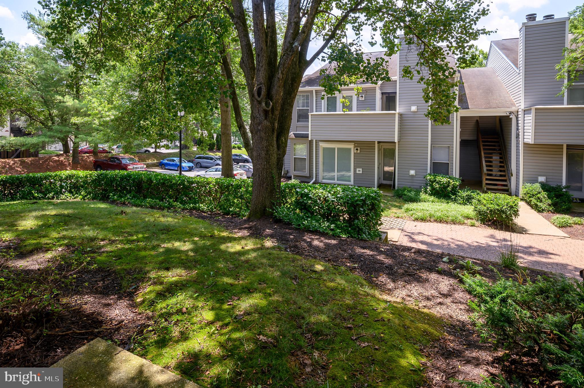 3925 GREENCASTLE ROAD 101