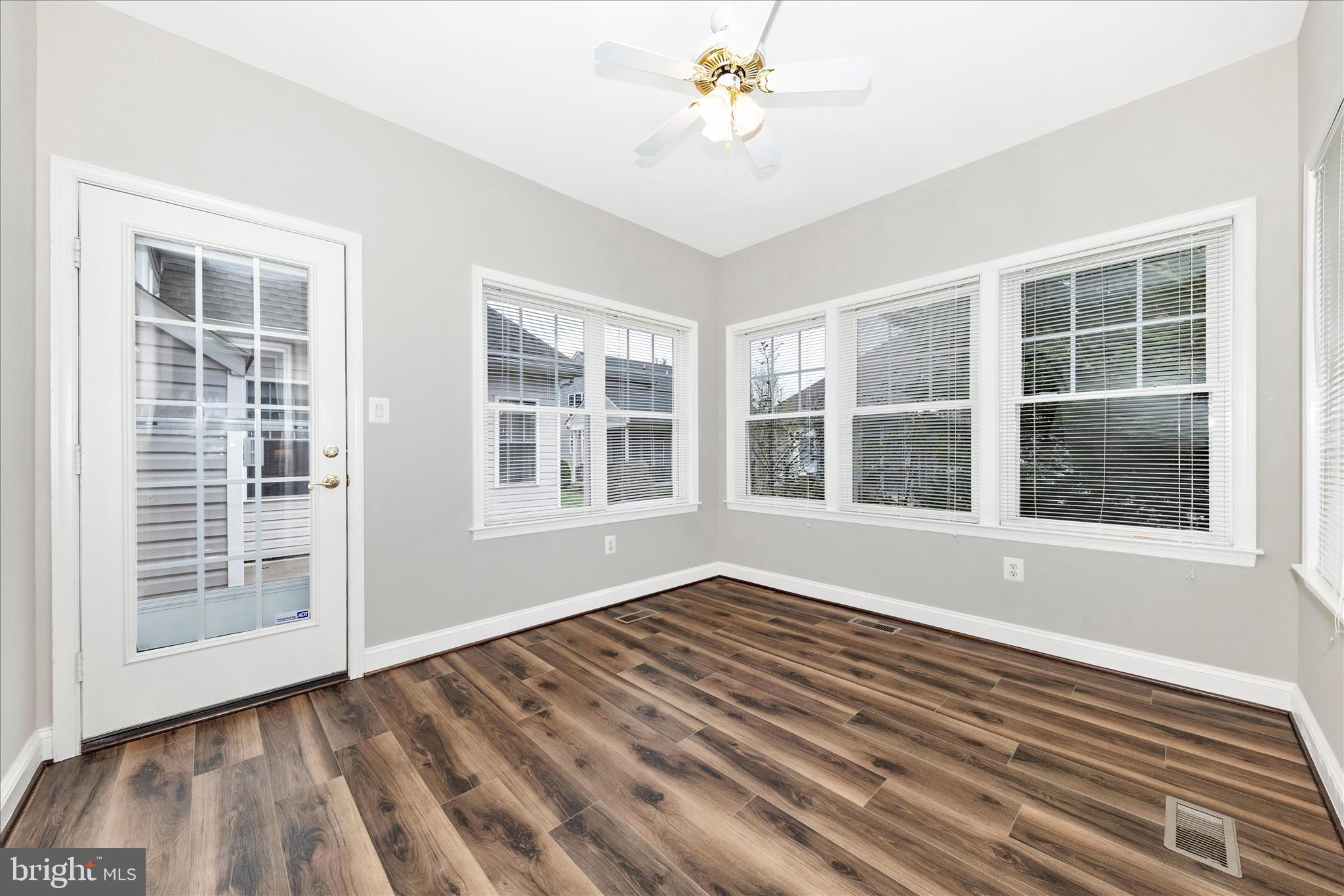 WORMANS MILL - Residential