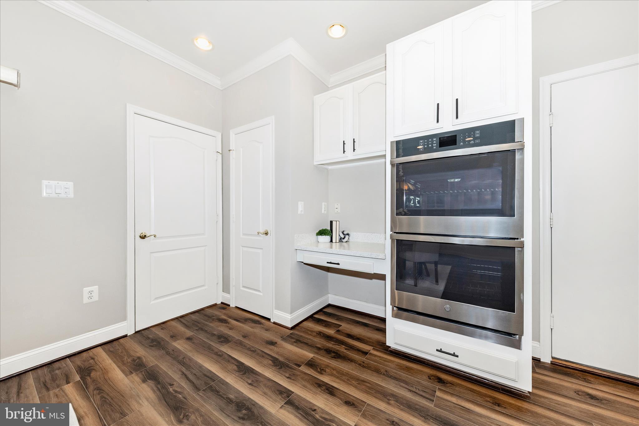 WORMANS MILL - Residential