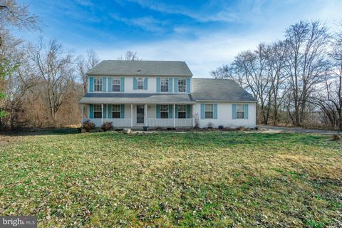 Homes For Sale - 438 Durham Road<br/> NEWTOWN, PA 18940