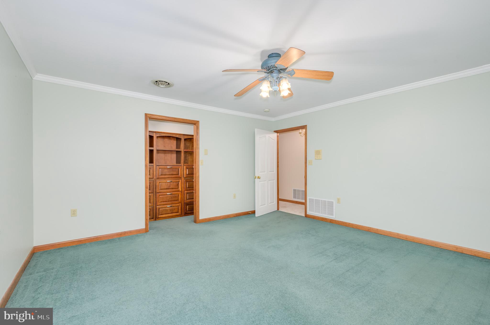 GUILFORD HILLS EAST - Residential