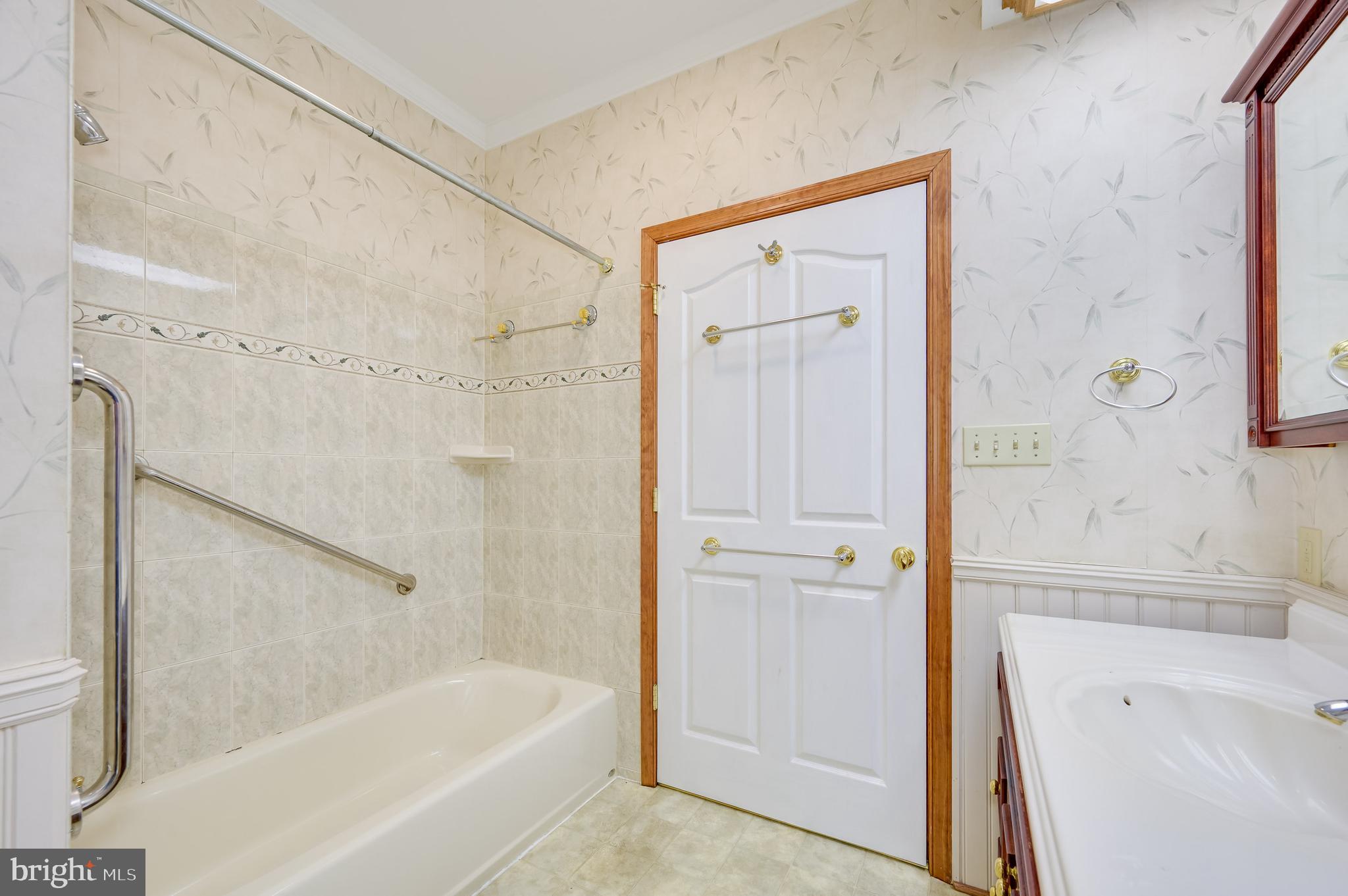 GUILFORD HILLS EAST - Residential