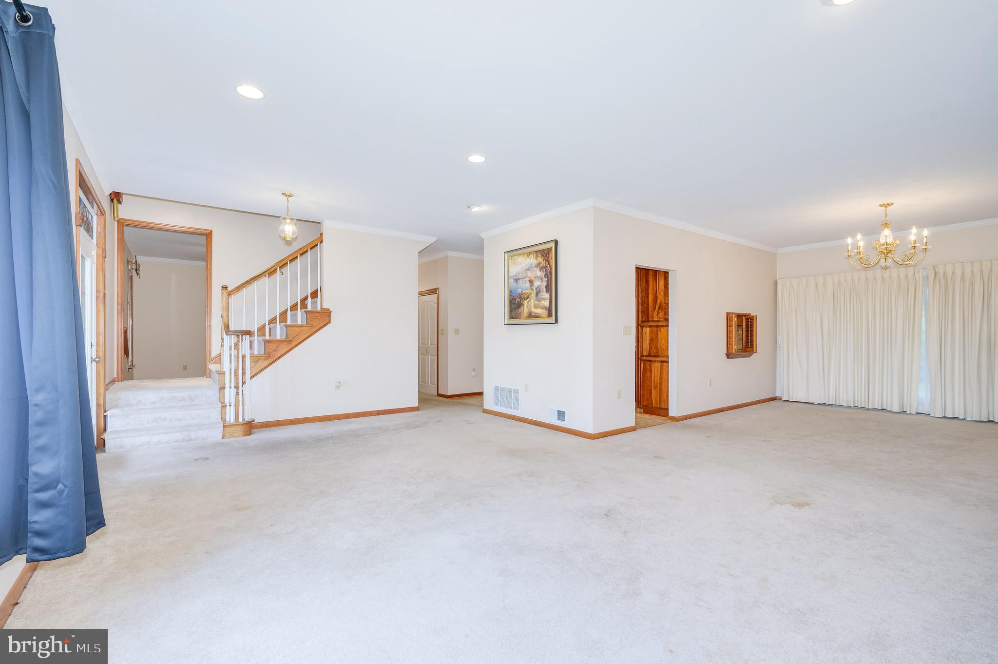 GUILFORD HILLS EAST - Residential