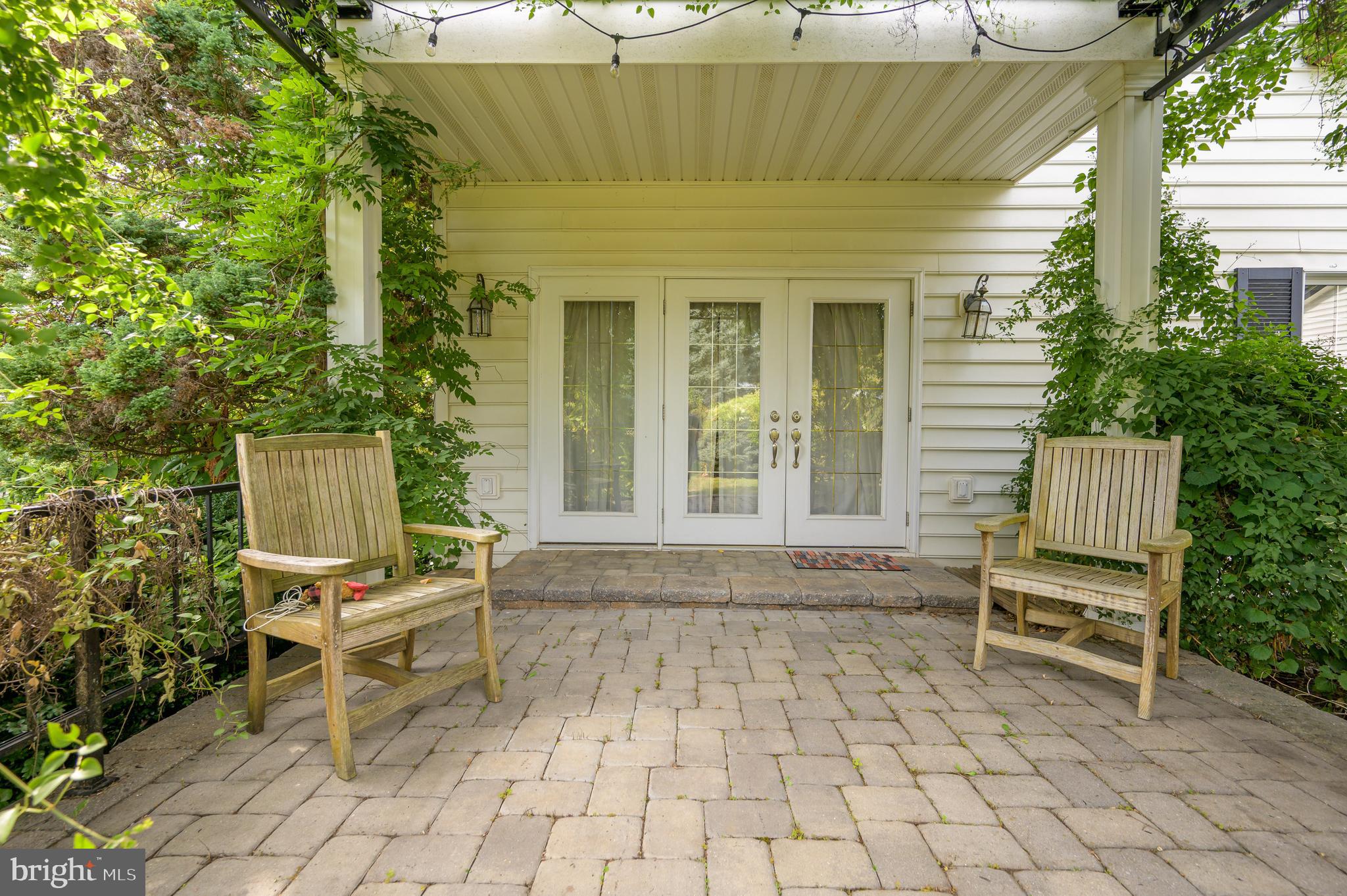 GUILFORD HILLS EAST - Residential