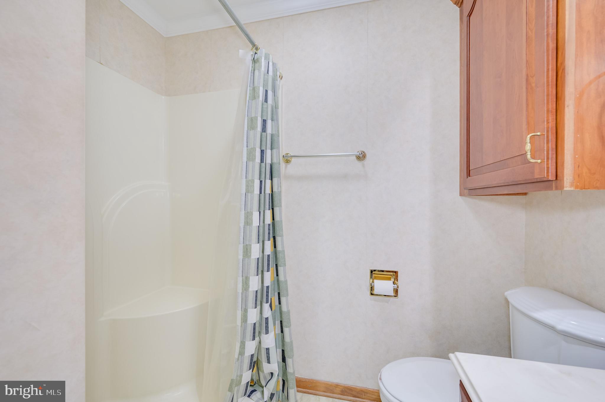 GUILFORD HILLS EAST - Residential