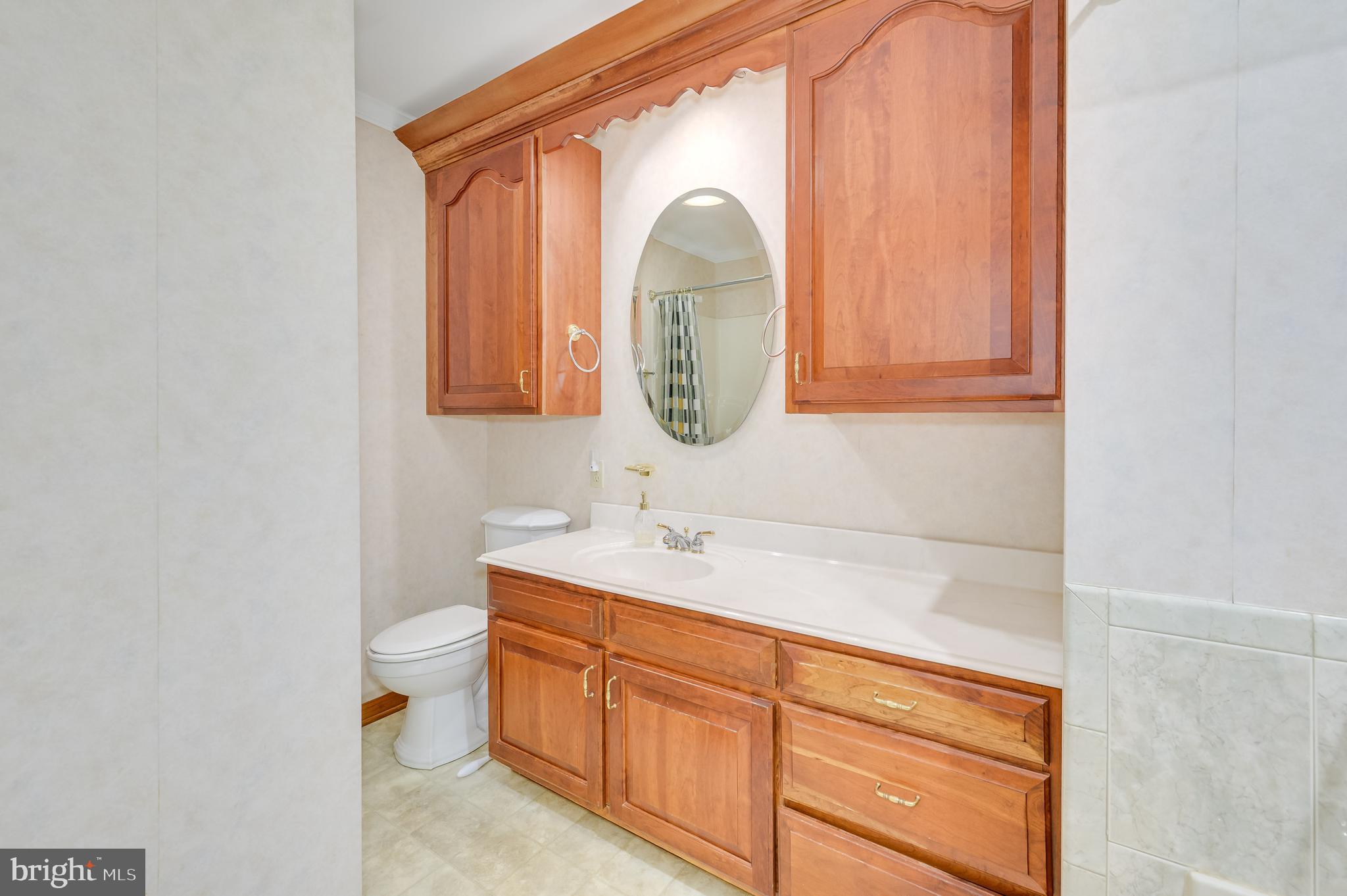 GUILFORD HILLS EAST - Residential