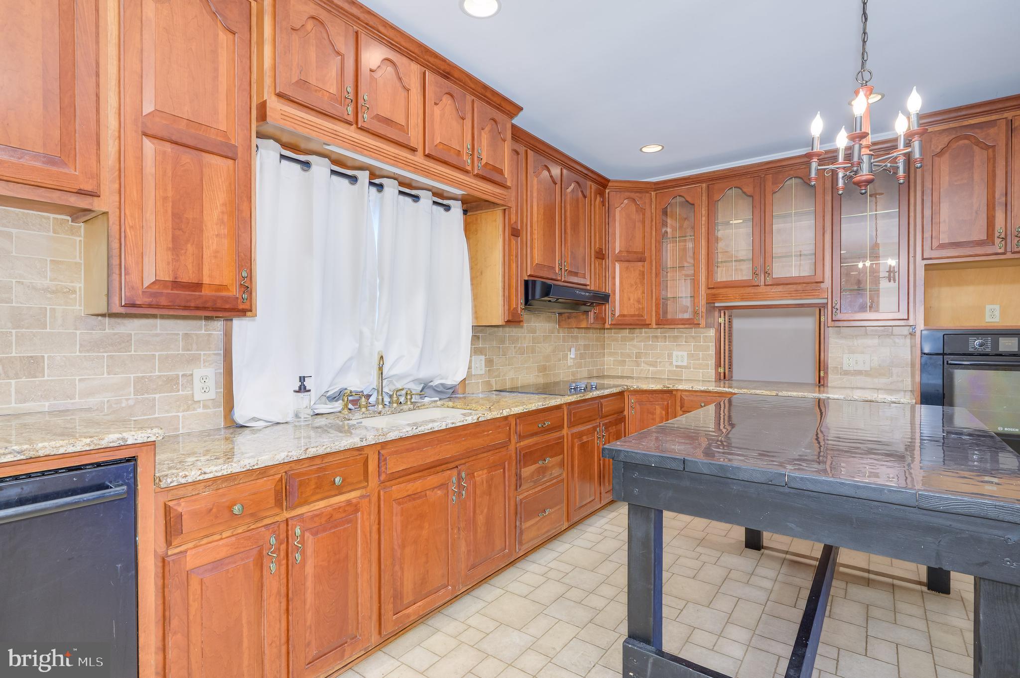 GUILFORD HILLS EAST - Residential