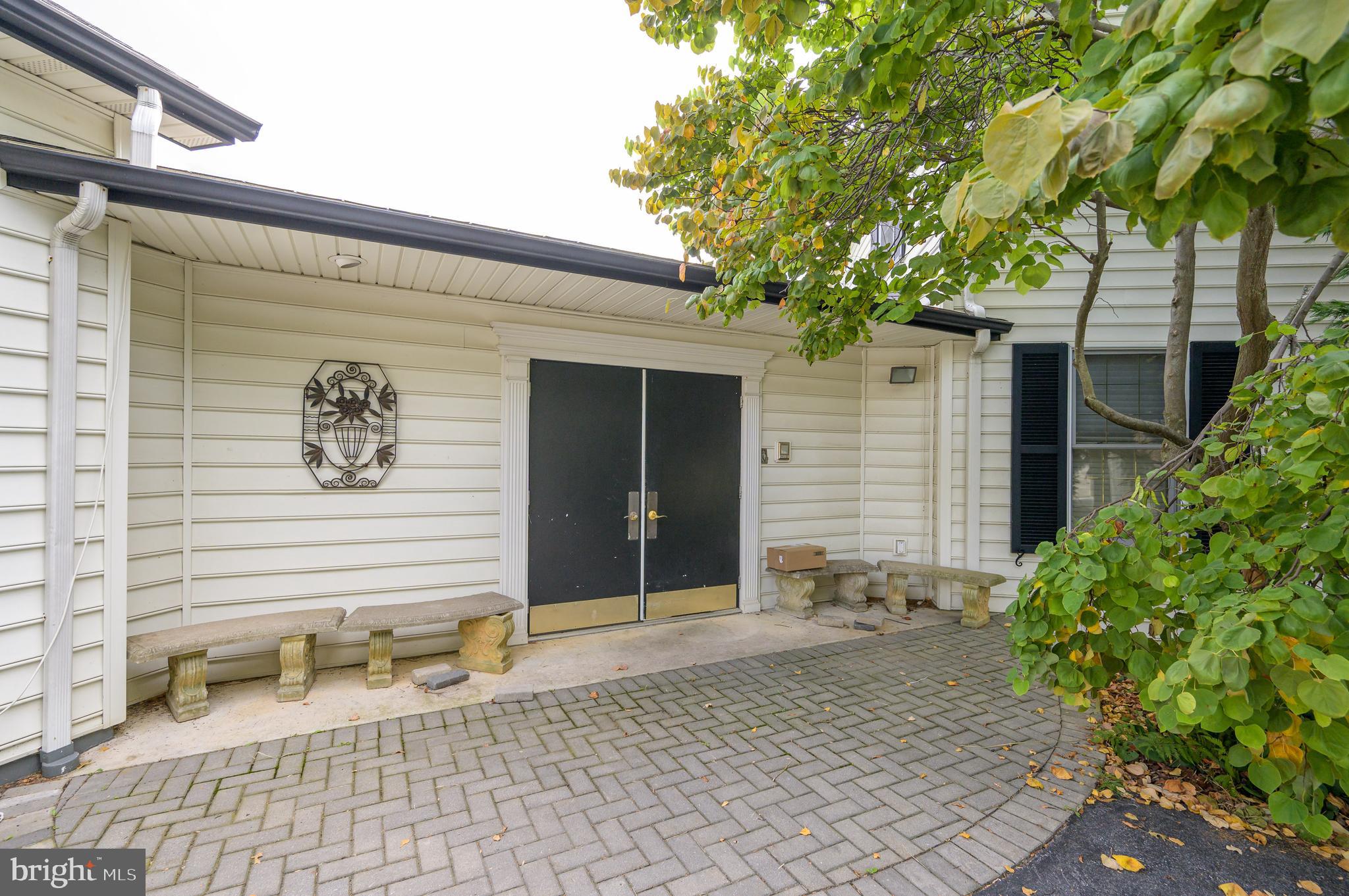 GUILFORD HILLS EAST - Residential