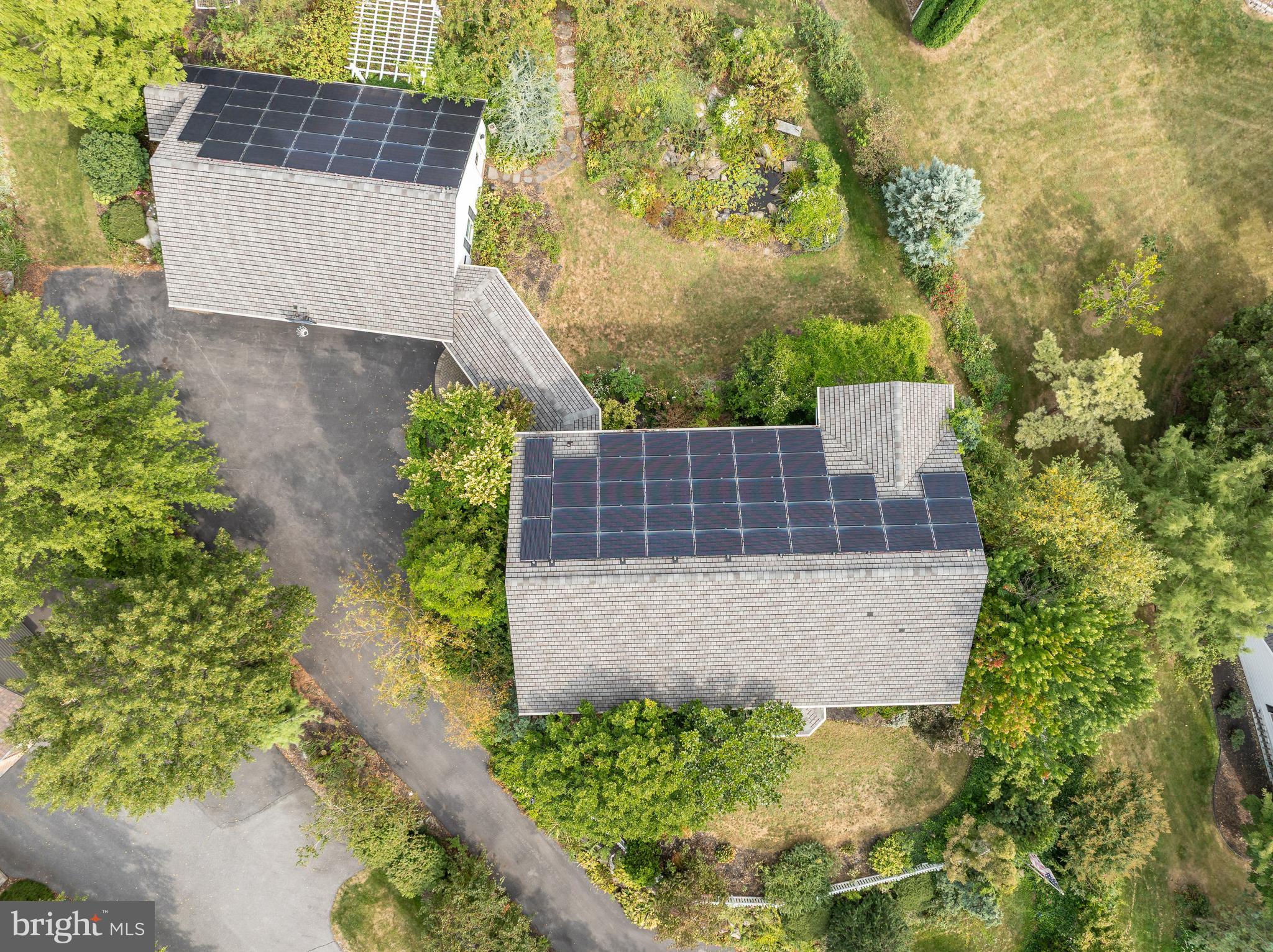 GUILFORD HILLS EAST - Residential