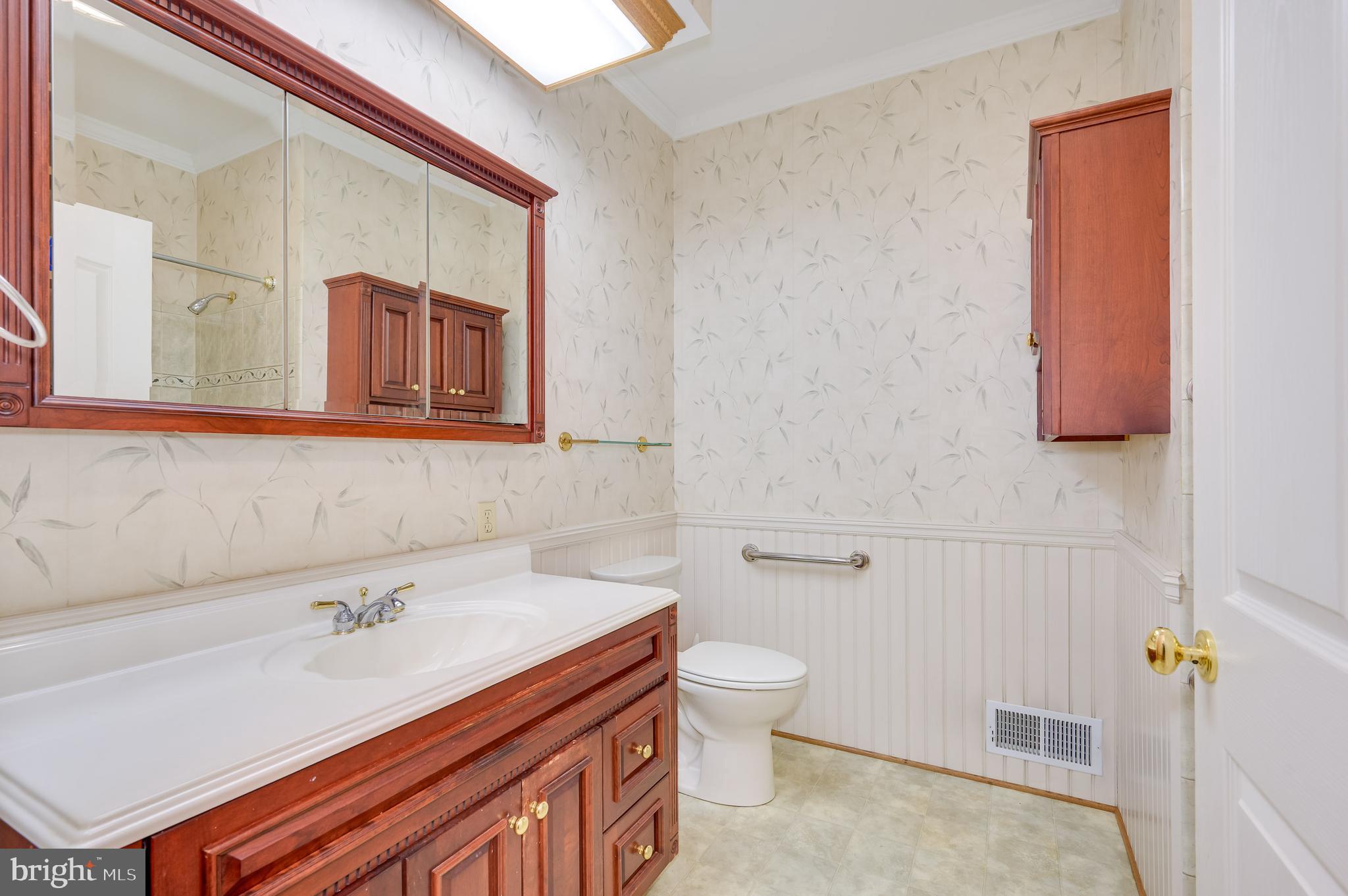 GUILFORD HILLS EAST - Residential