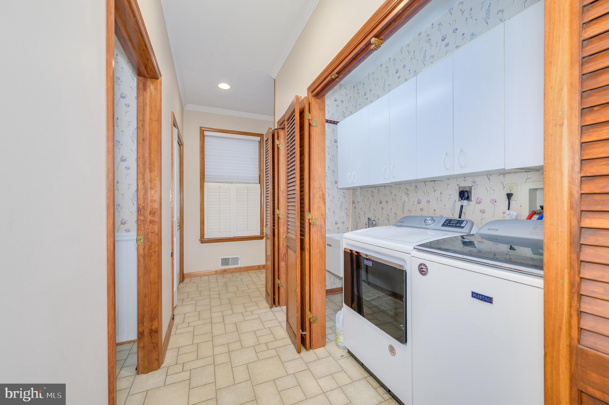 GUILFORD HILLS EAST - Residential