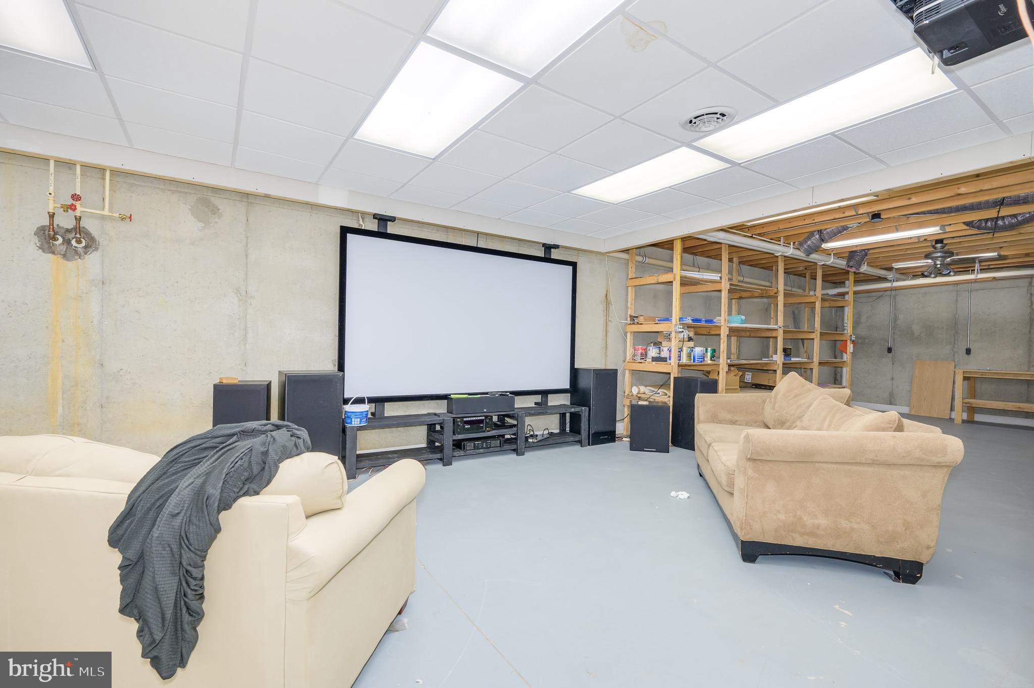 GUILFORD HILLS EAST - Residential