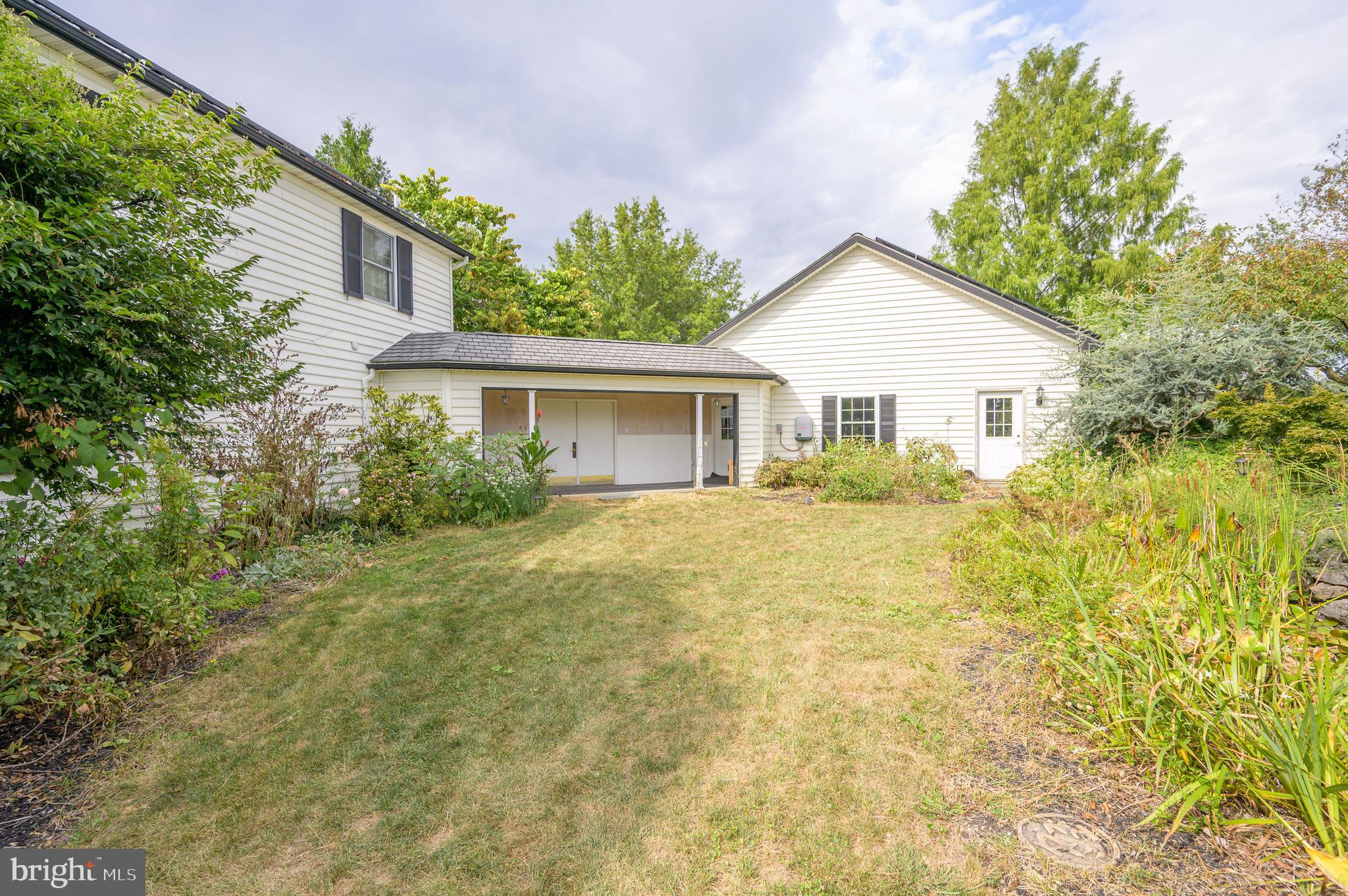 GUILFORD HILLS EAST - Residential