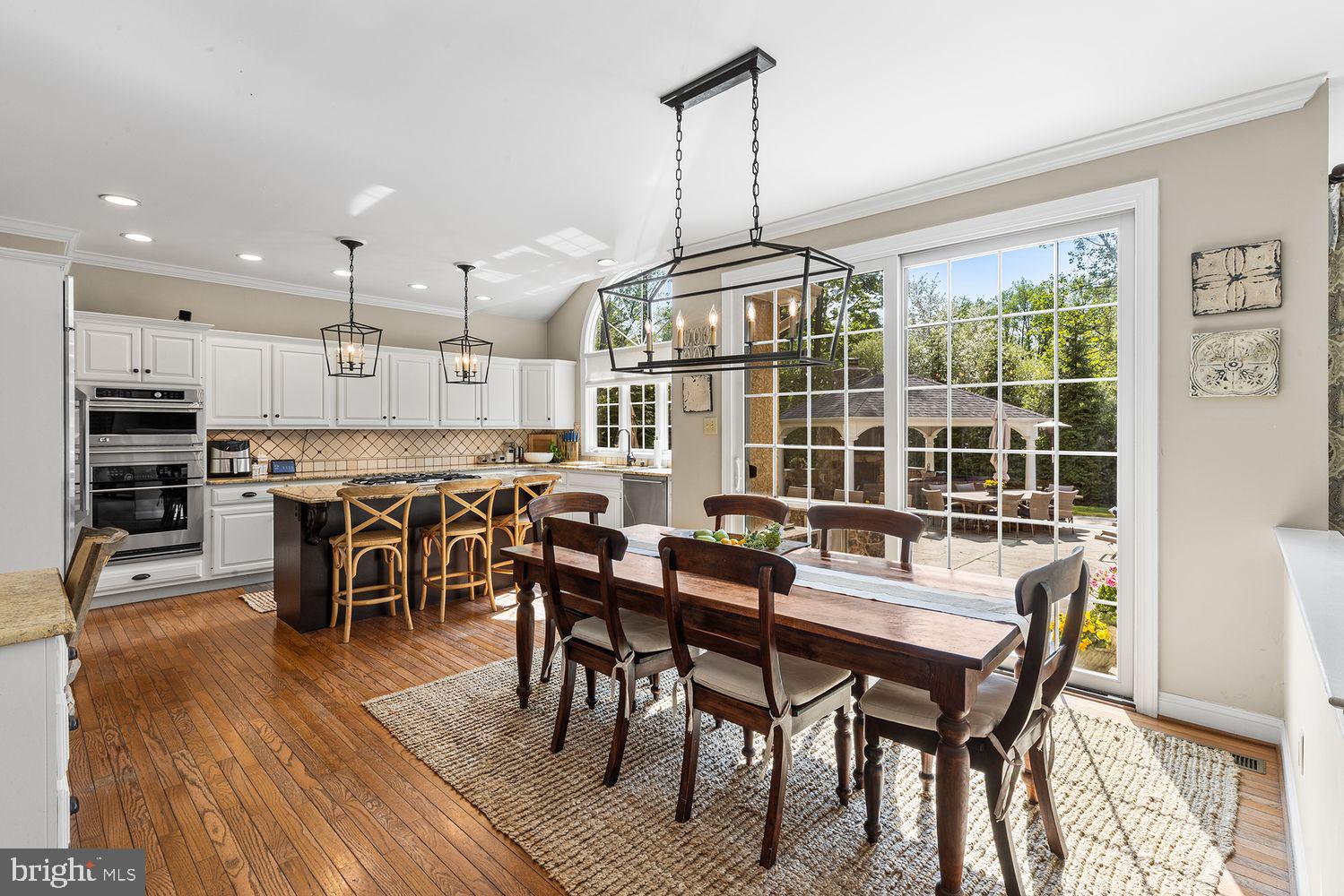 WHITEHORSE - Residential