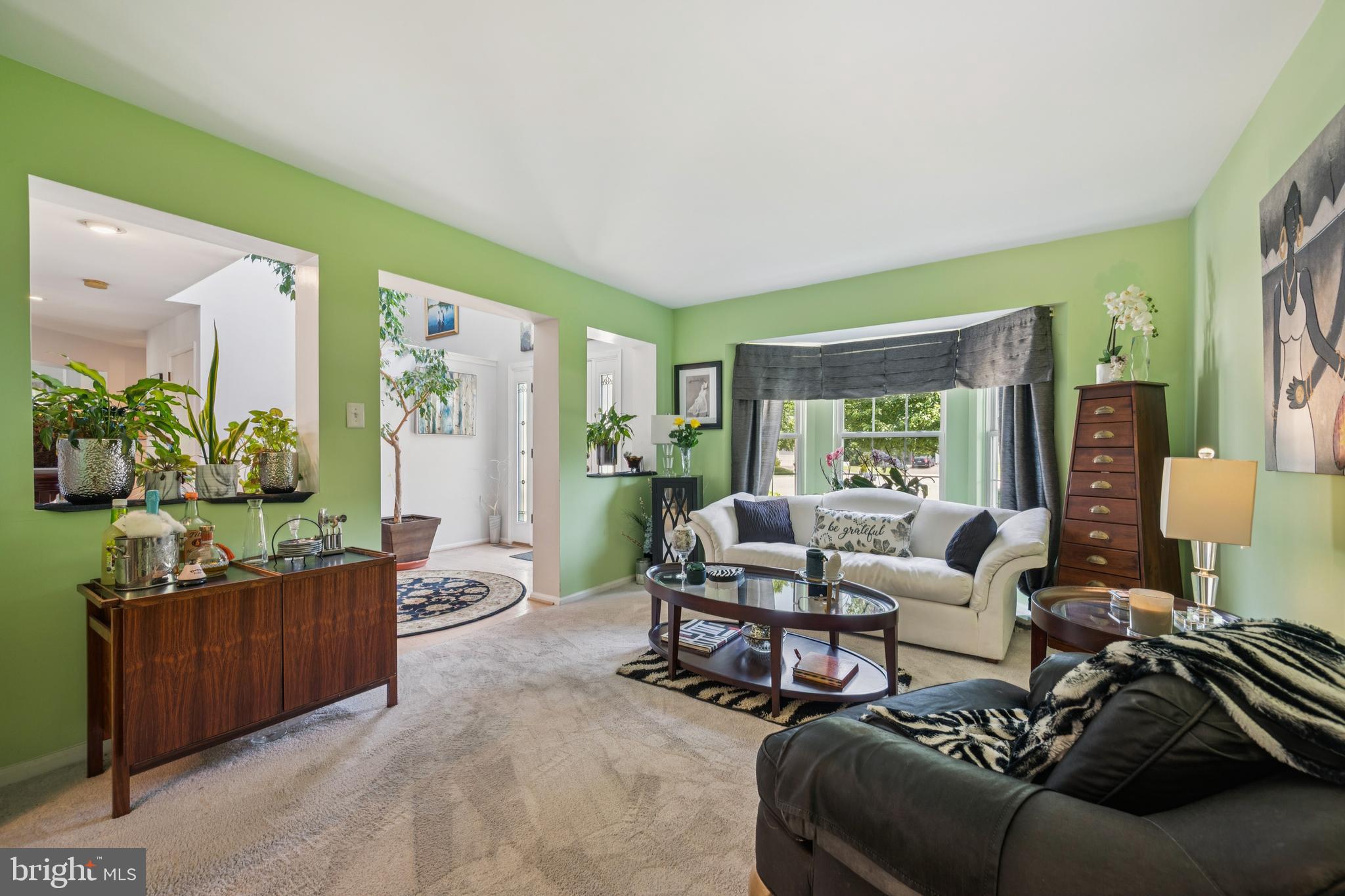 5 HAWKVIEW COURT
