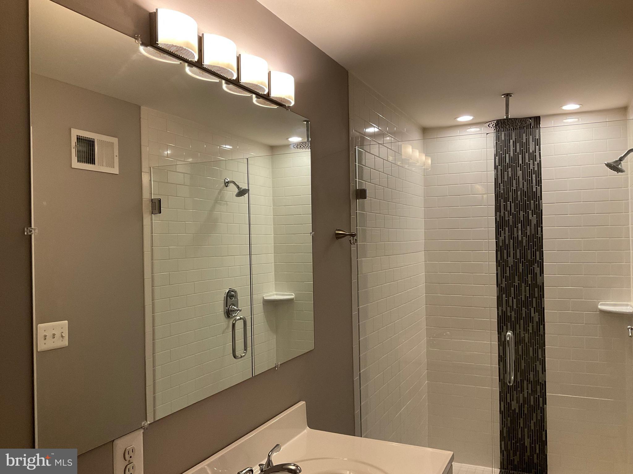 CANTON - Residential Lease