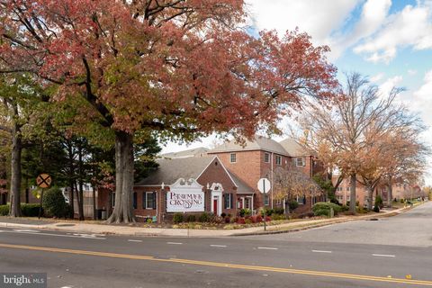 1630 W ABINGDON DRIVE 202 ALEXANDRIA VA 22314