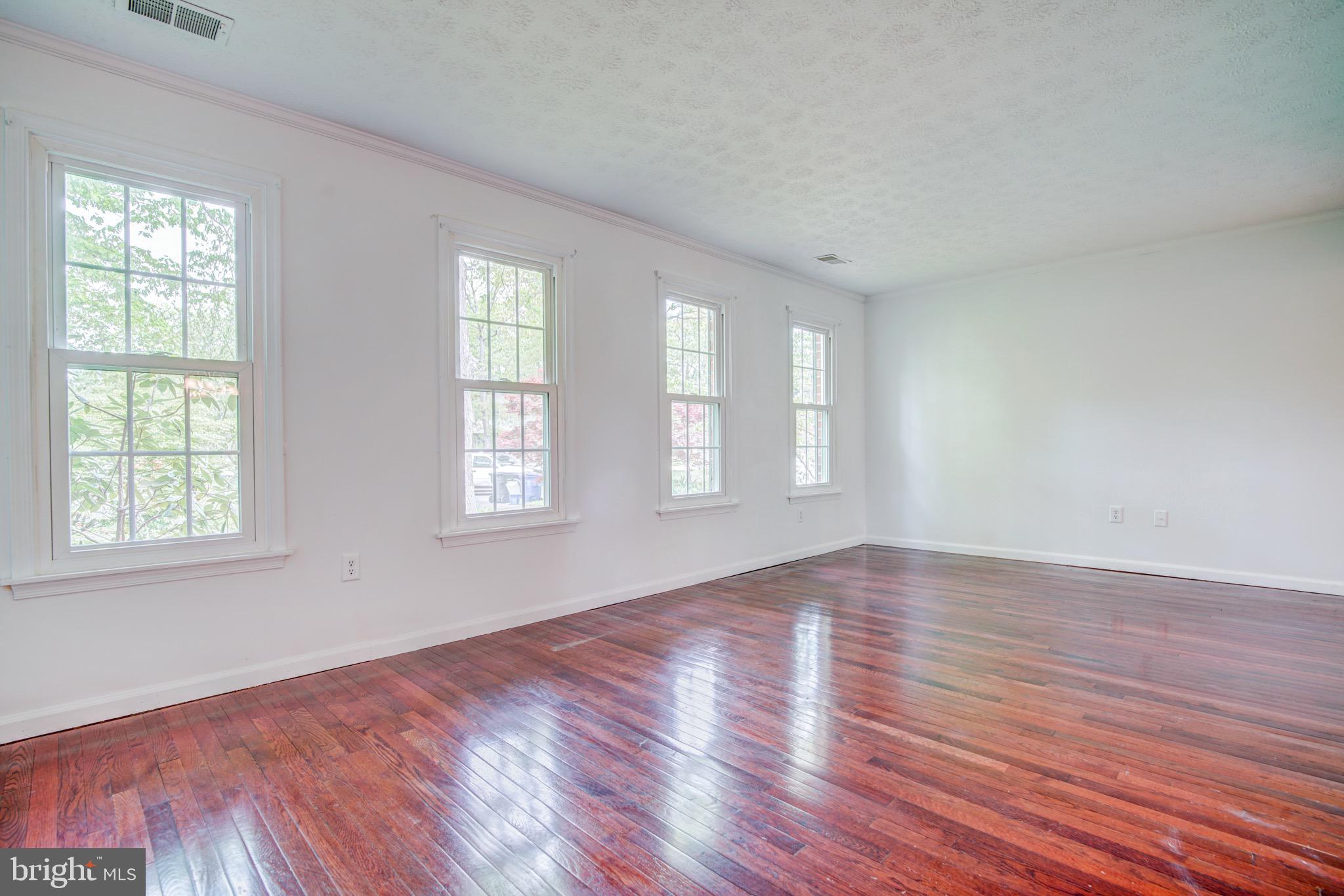 BANNISTER - Residential