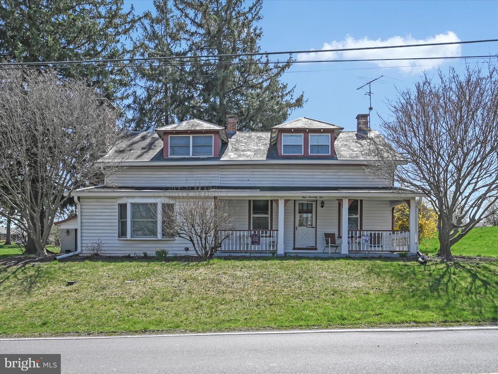 Photo of 175 N REAMSTOWN RD, STEVENS, PA 17578 (MLS # PALA2033390)