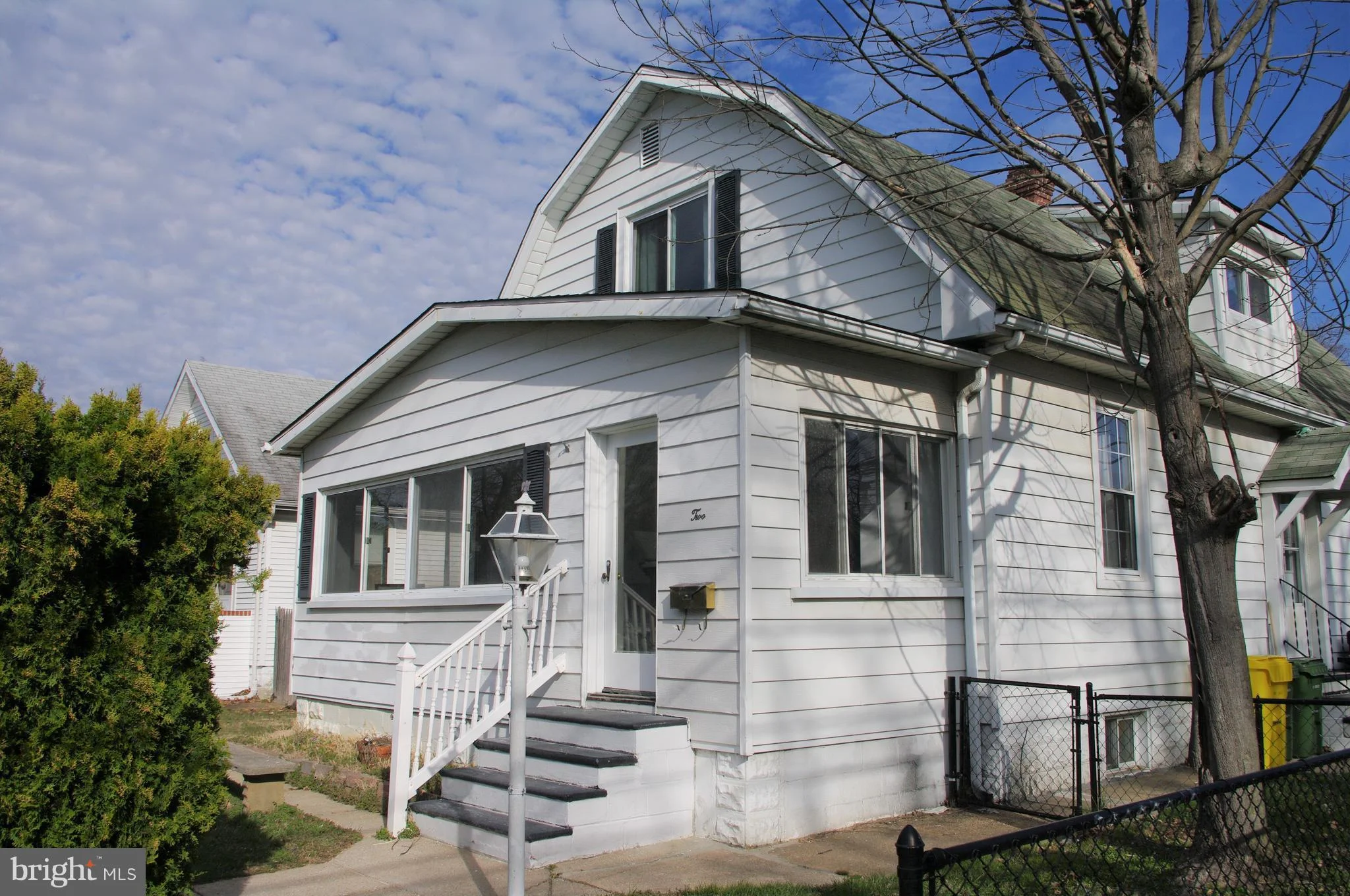 2 10th Avenue, Baltimore, MD 21225