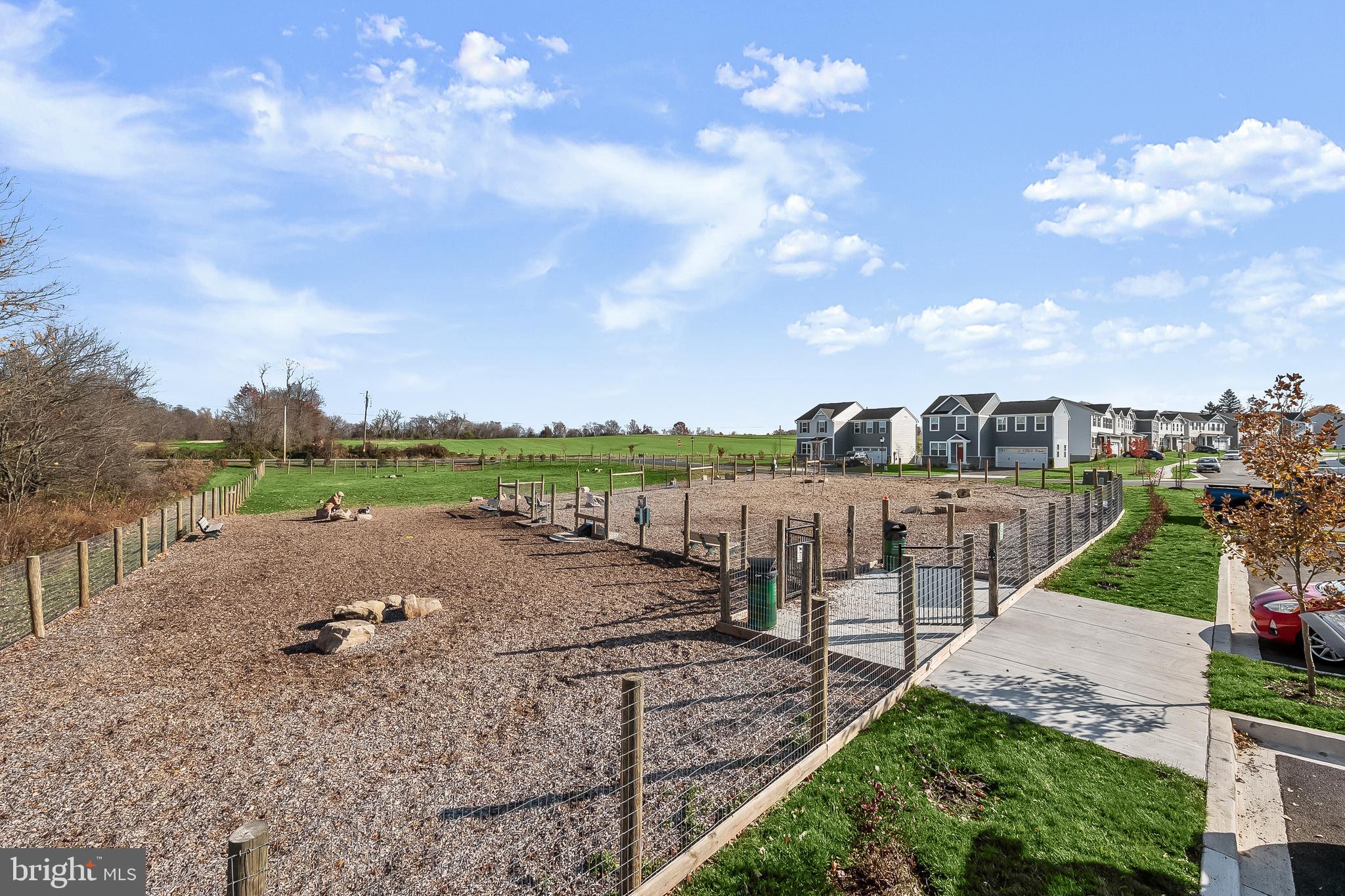 MEADE'S CROSSING - Residential