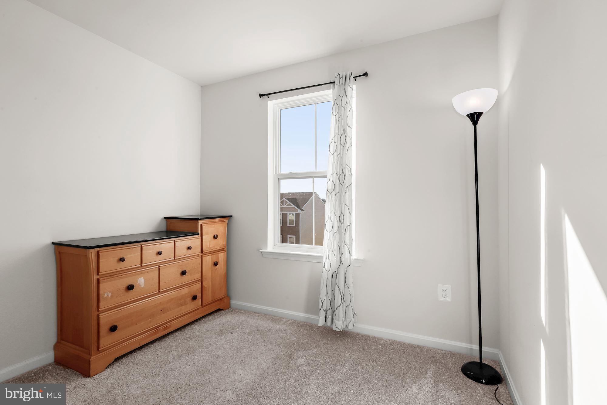 MEADE'S CROSSING - Residential