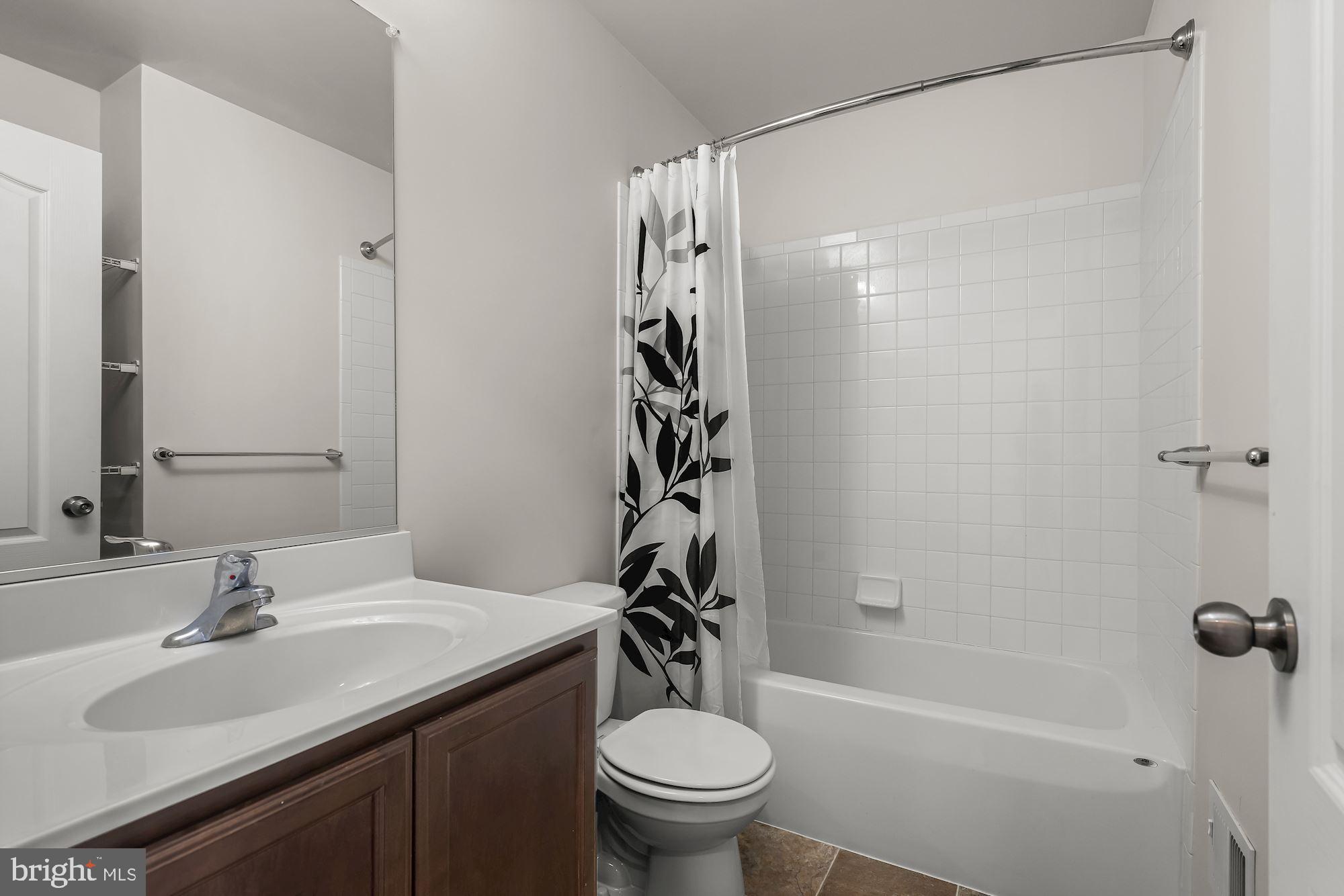 MEADE'S CROSSING - Residential