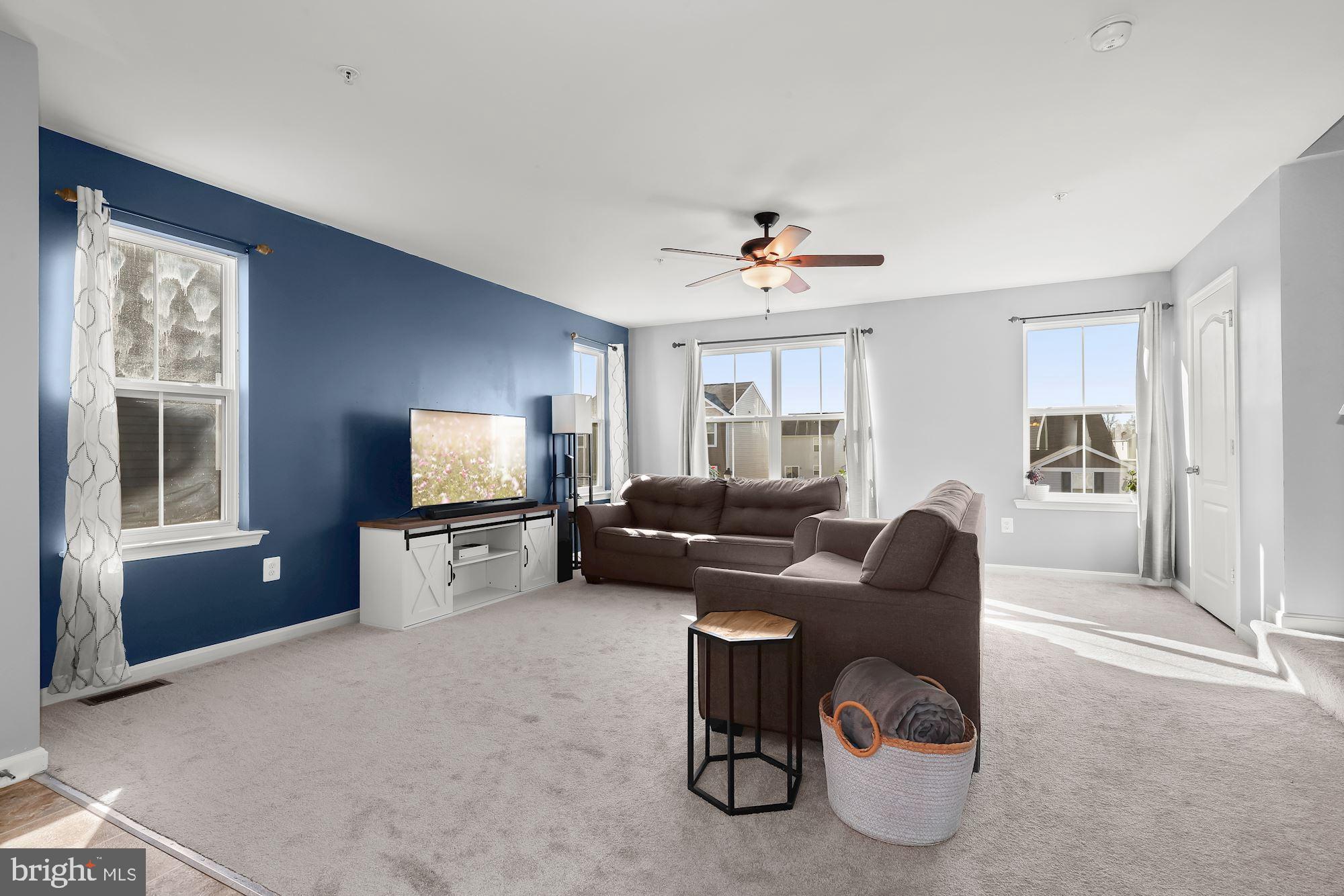 MEADE'S CROSSING - Residential