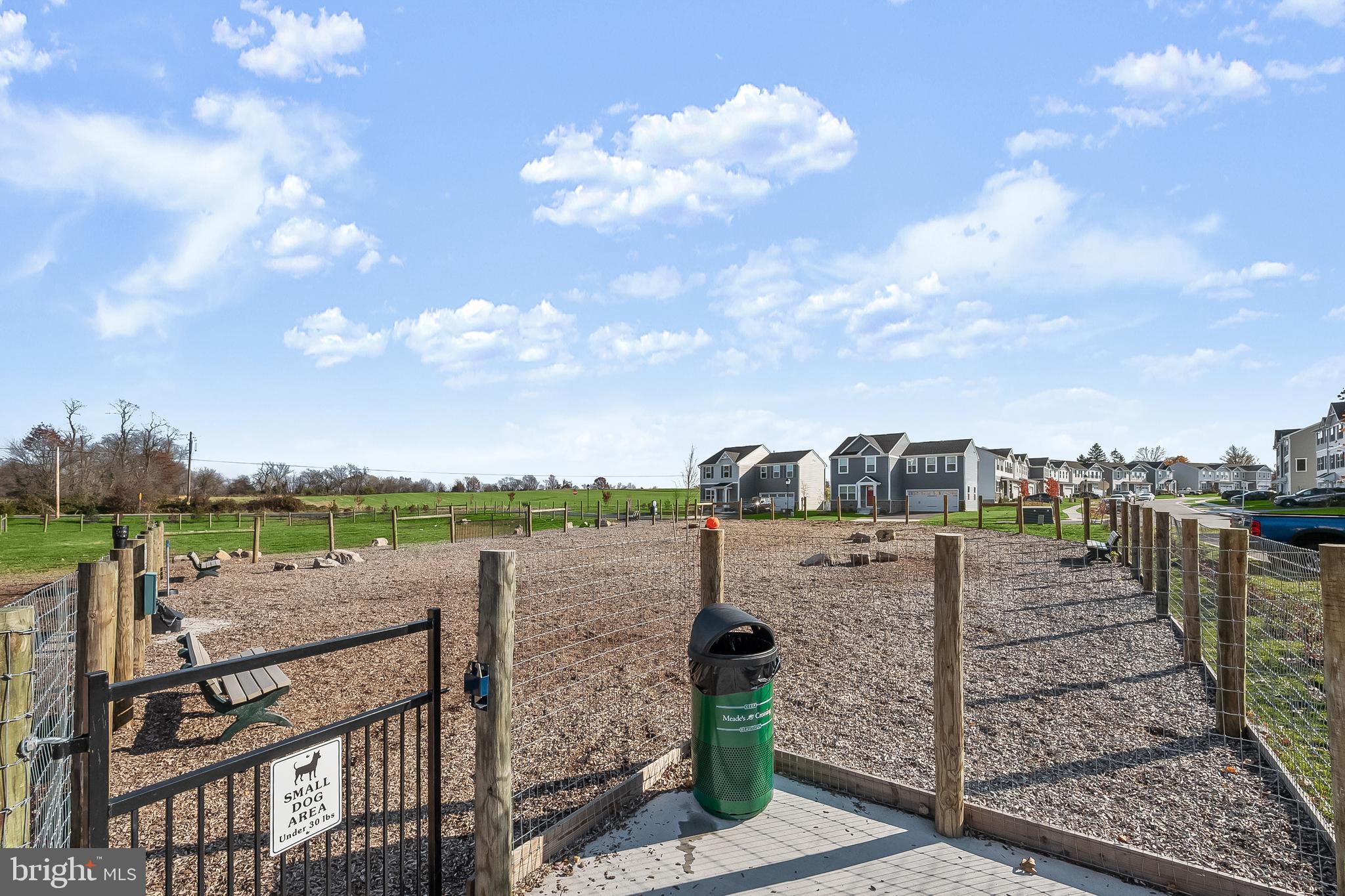 MEADE'S CROSSING - Residential