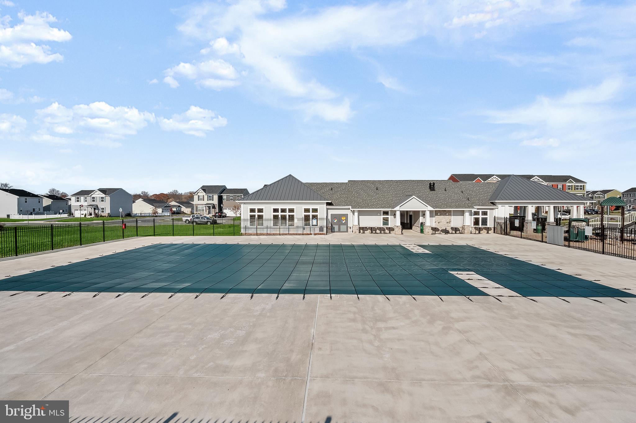 MEADE'S CROSSING - Residential