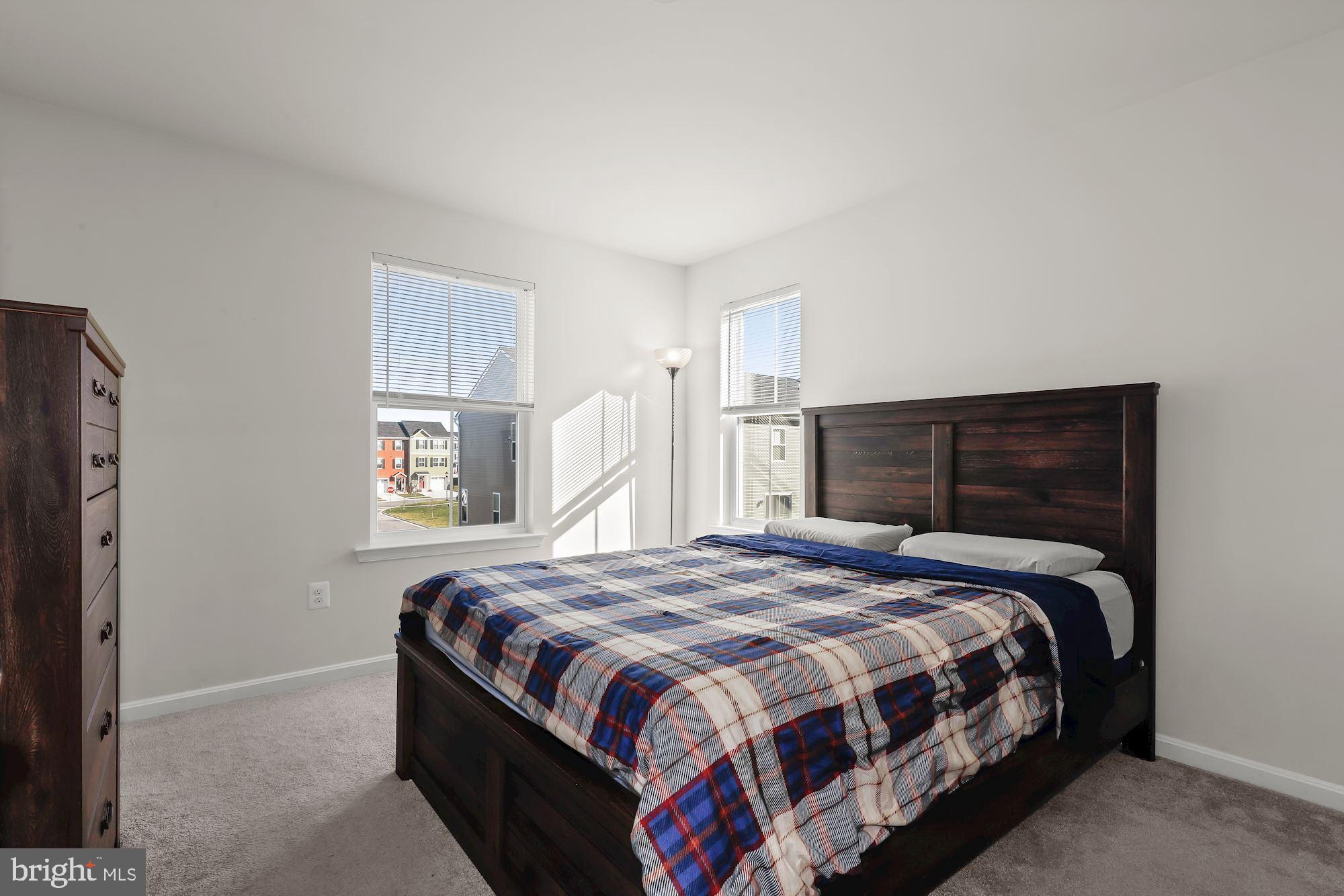 MEADE'S CROSSING - Residential