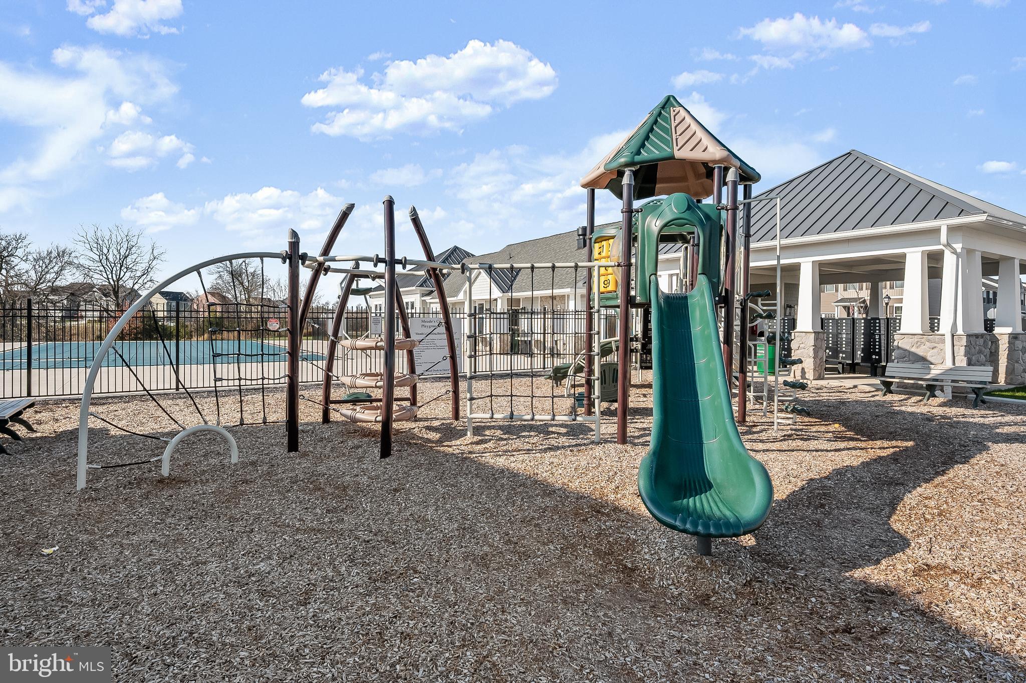 MEADE'S CROSSING - Residential