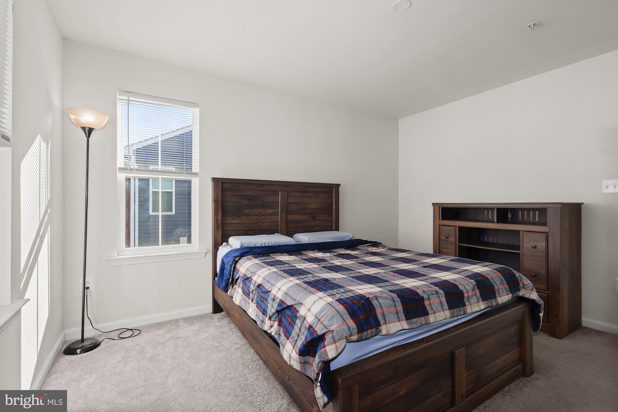 MEADE'S CROSSING - Residential