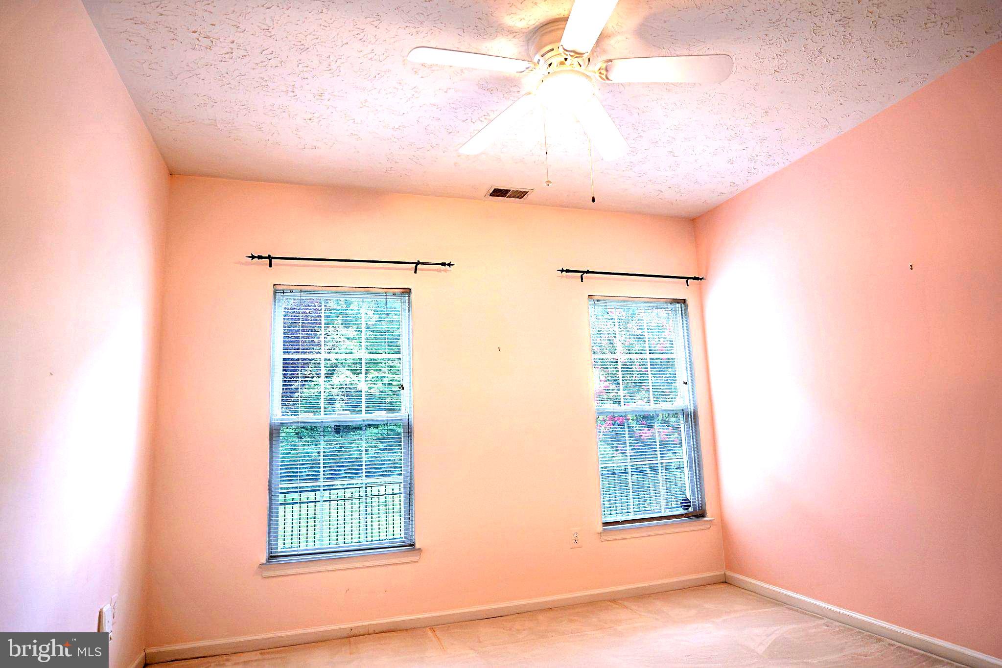 5 BROOK FARM 5B