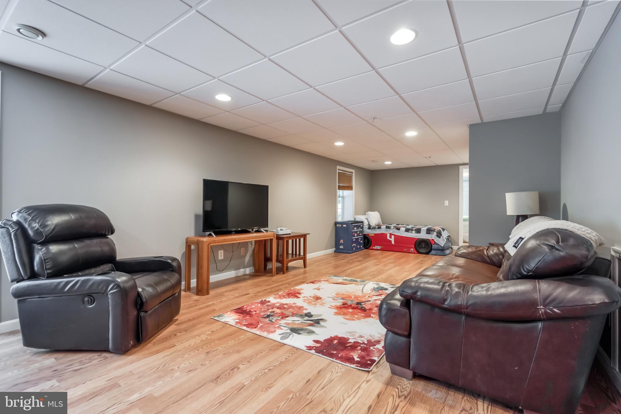 SADDLEBROOK WEST - Residential