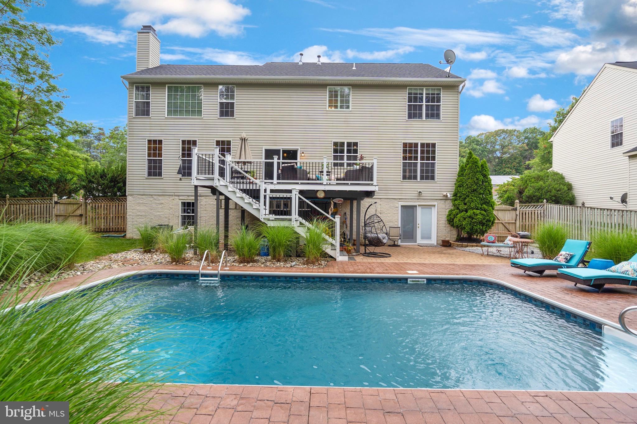 SADDLEBROOK WEST - Residential