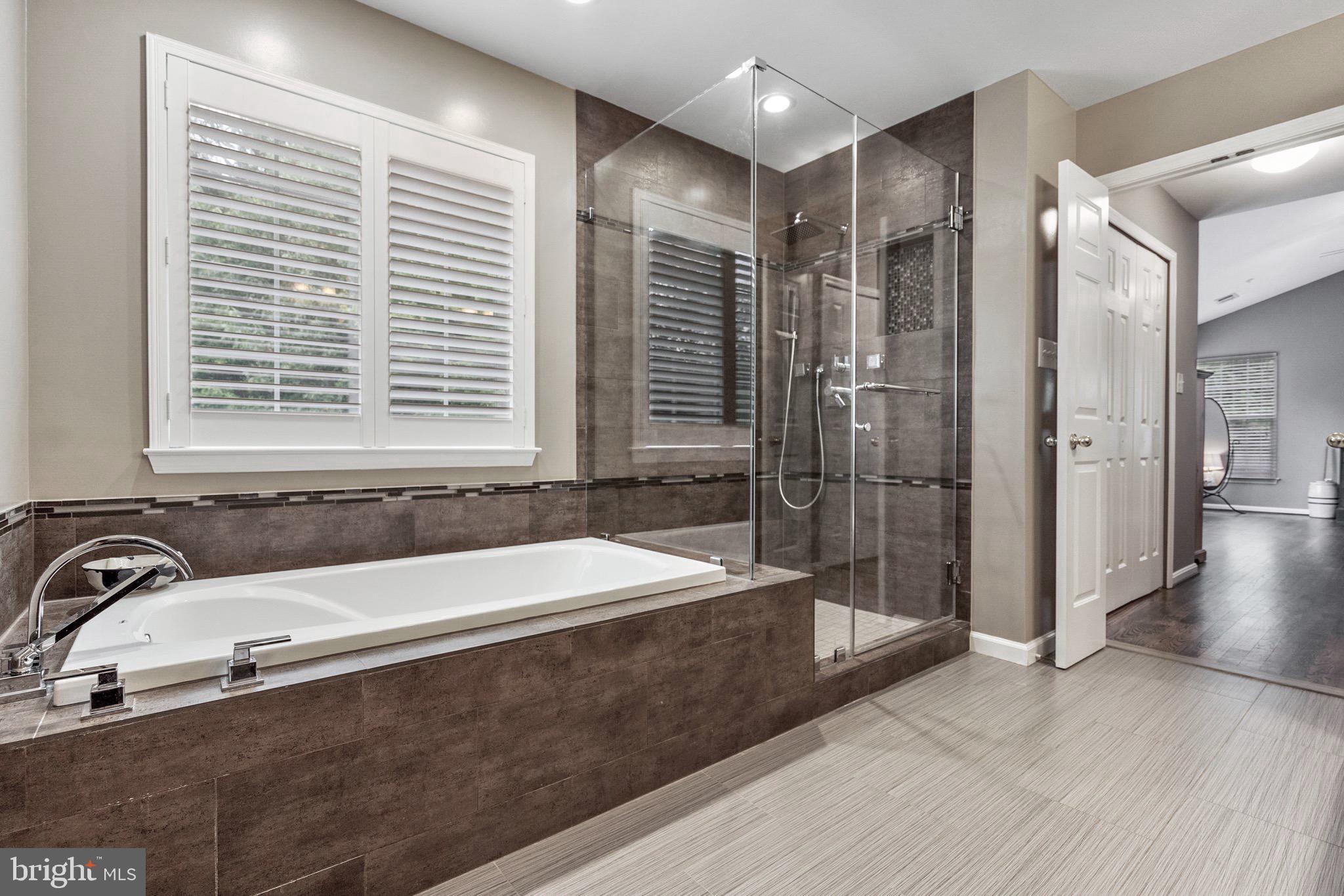 SADDLEBROOK WEST - Residential