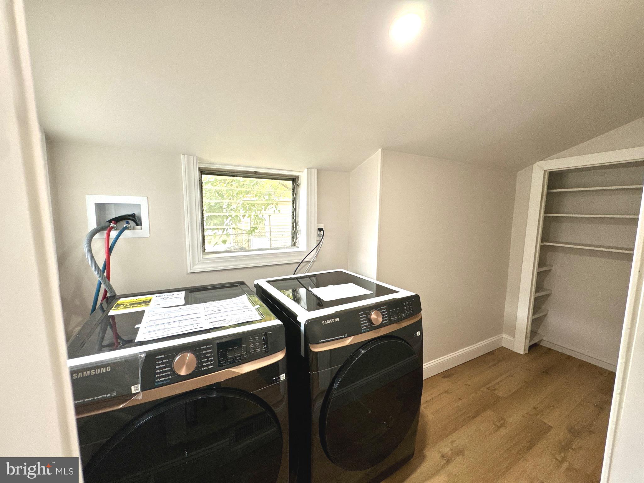 HOLMESBURG - Residential