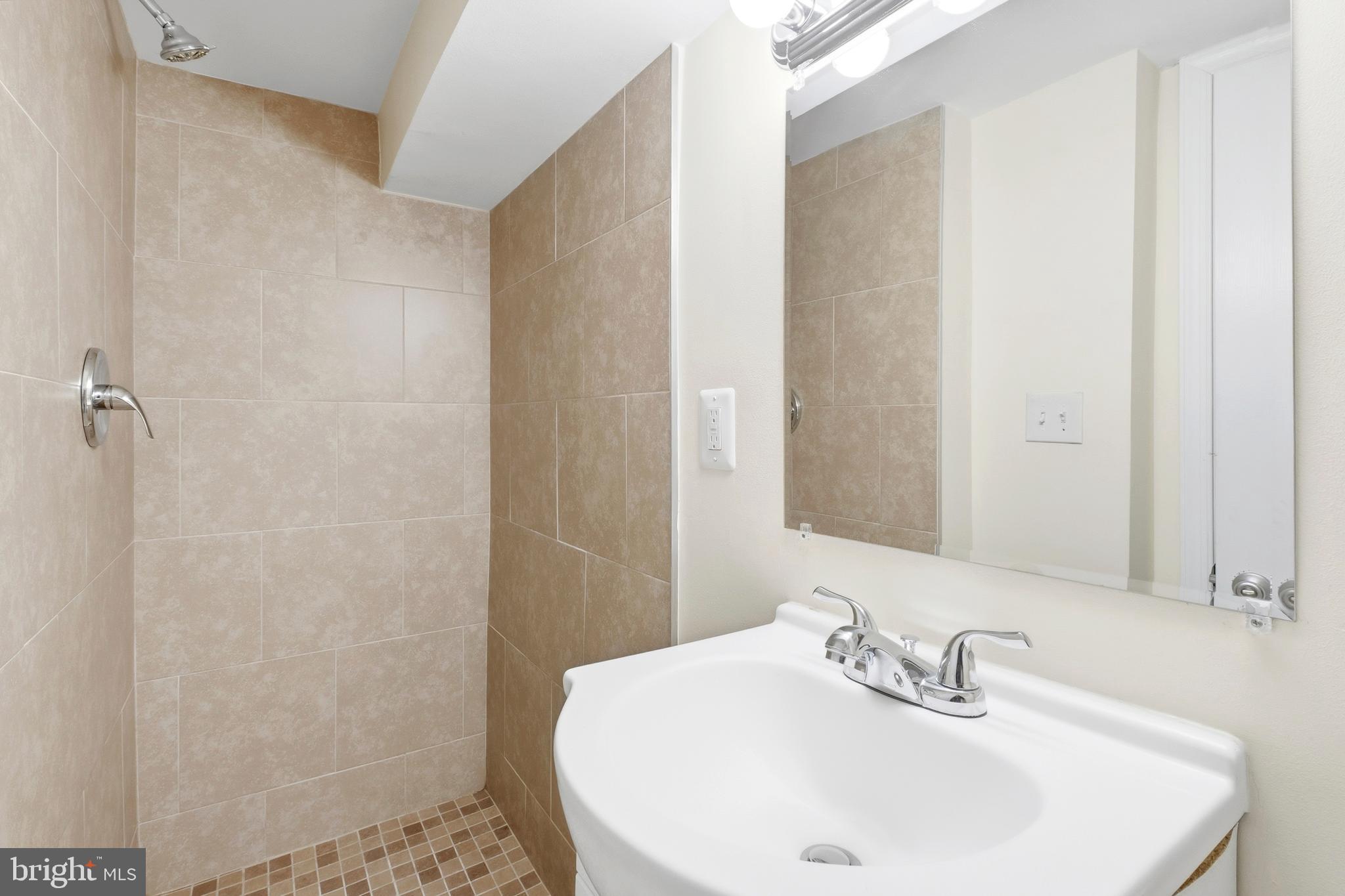 OLD CITY #1 - Commercial Sale