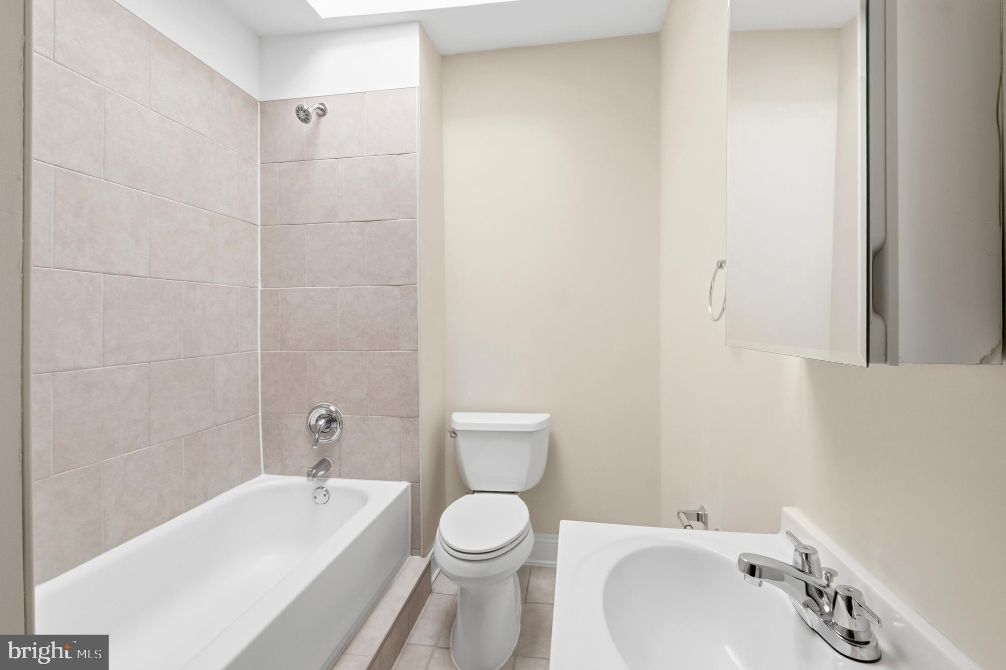 OLD CITY #1 - Commercial Sale