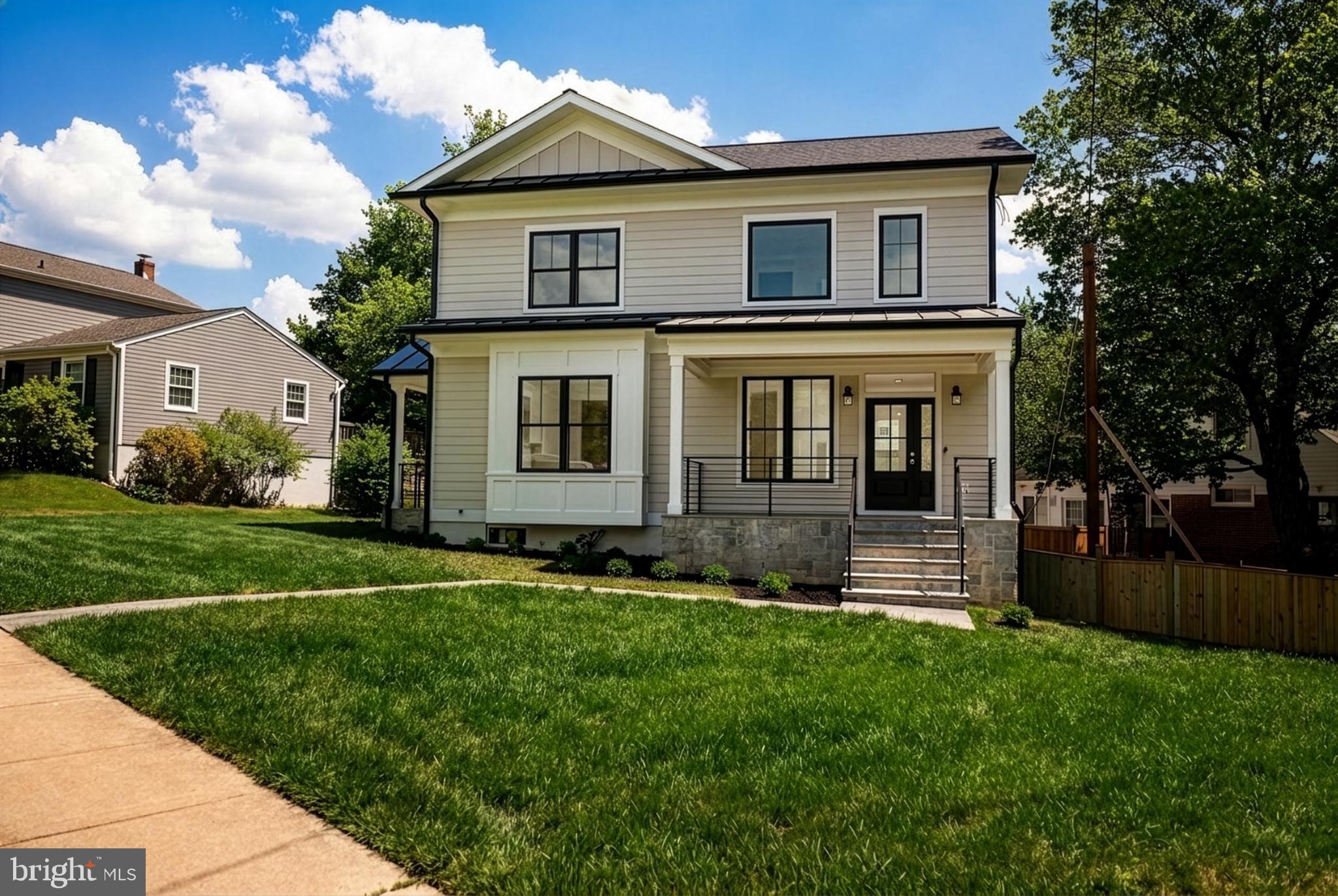 ROCK CREEK PALISADES - Residential