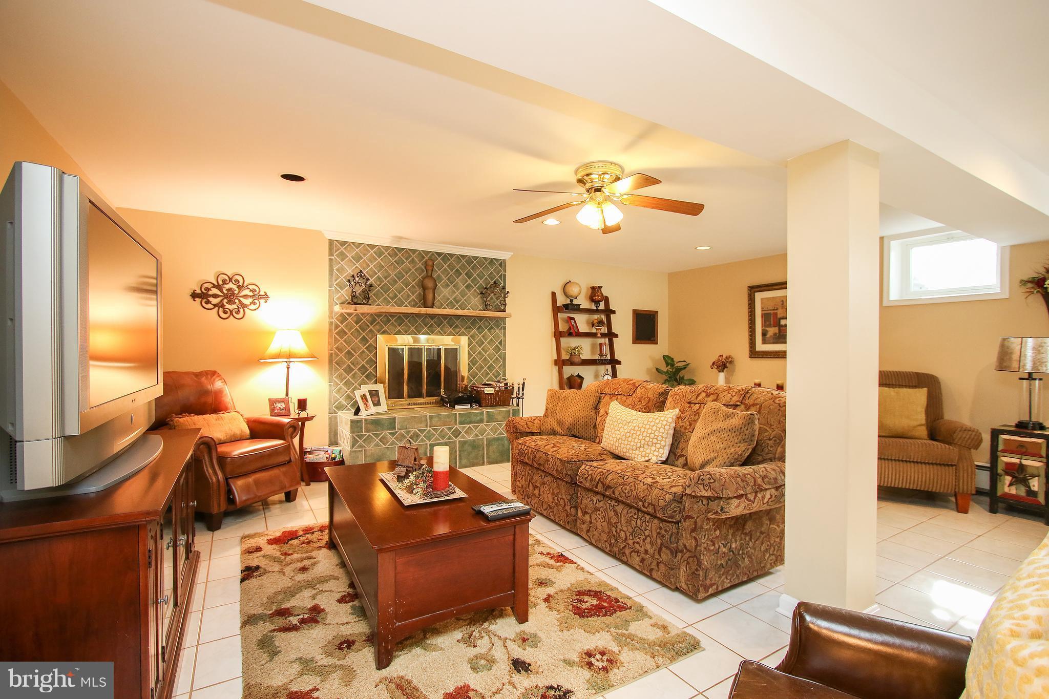 ANCIENT OAK - Residential