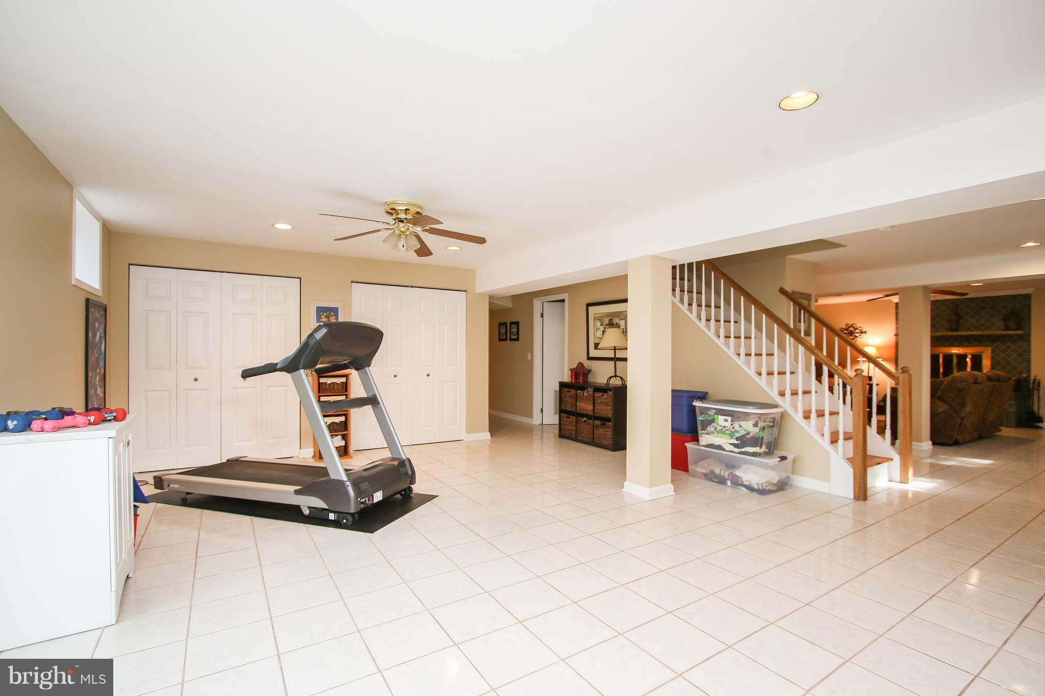 ANCIENT OAK - Residential