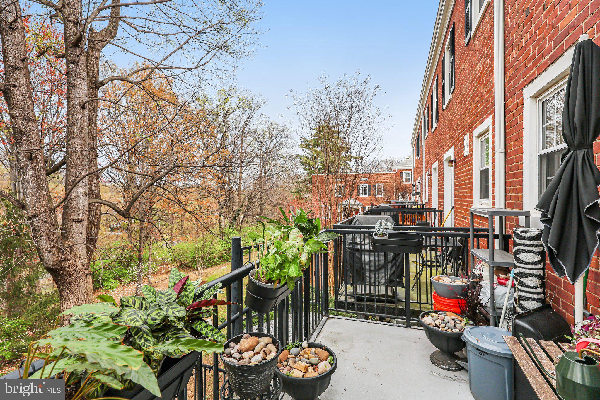 FAIRLINGTON VILLAGES - Residential